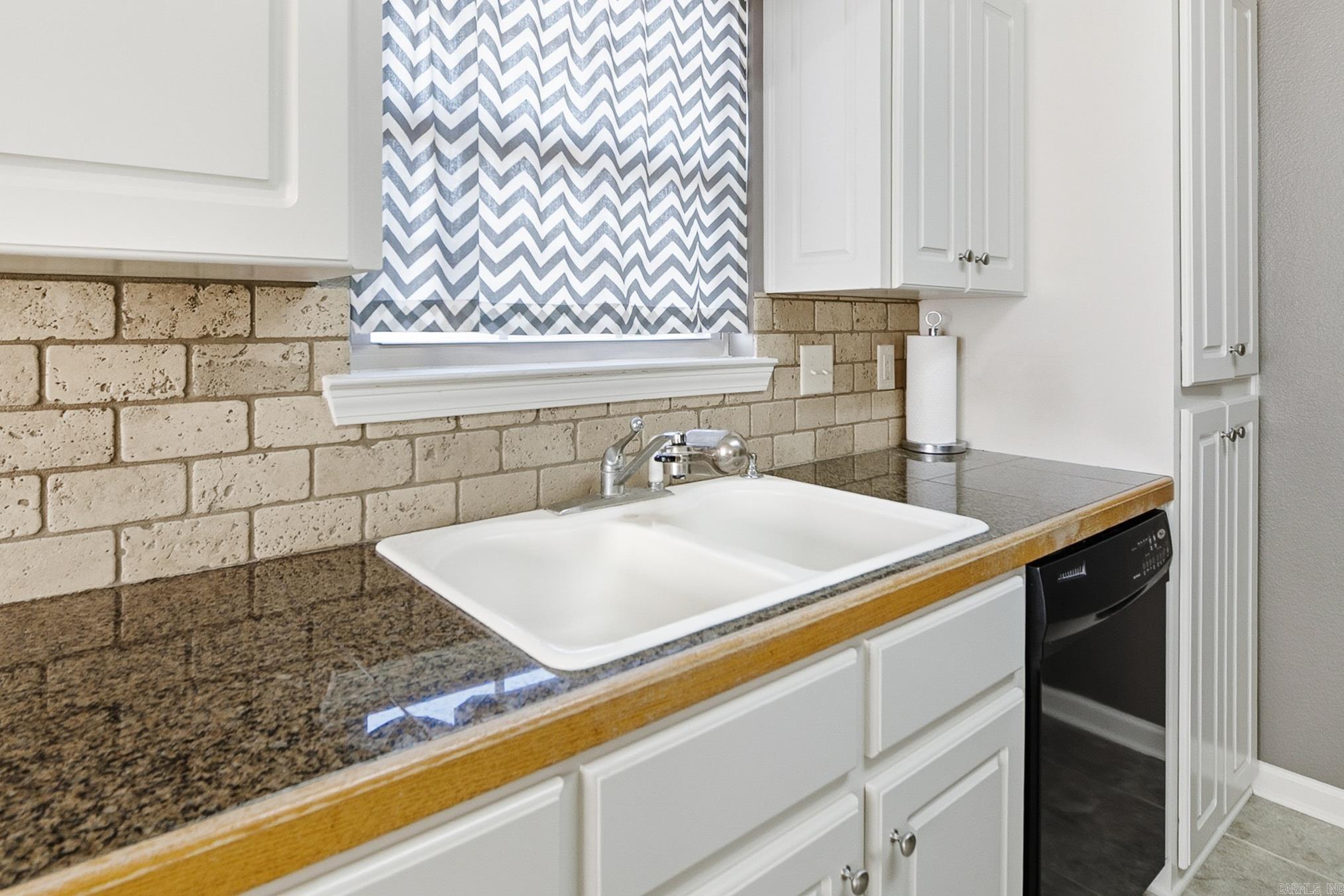 2816 McNeill Cove Cabot, AR 72023