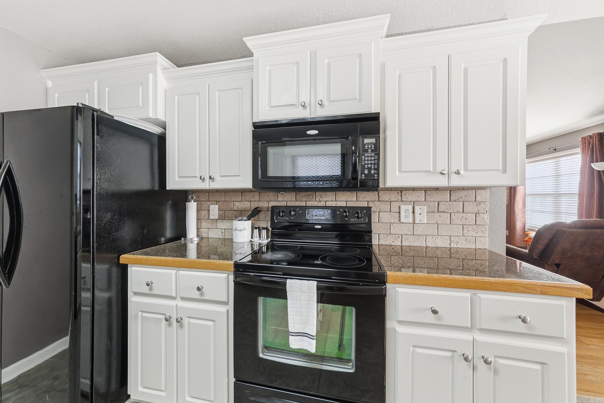 2816 McNeill Cove Cabot, AR 72023