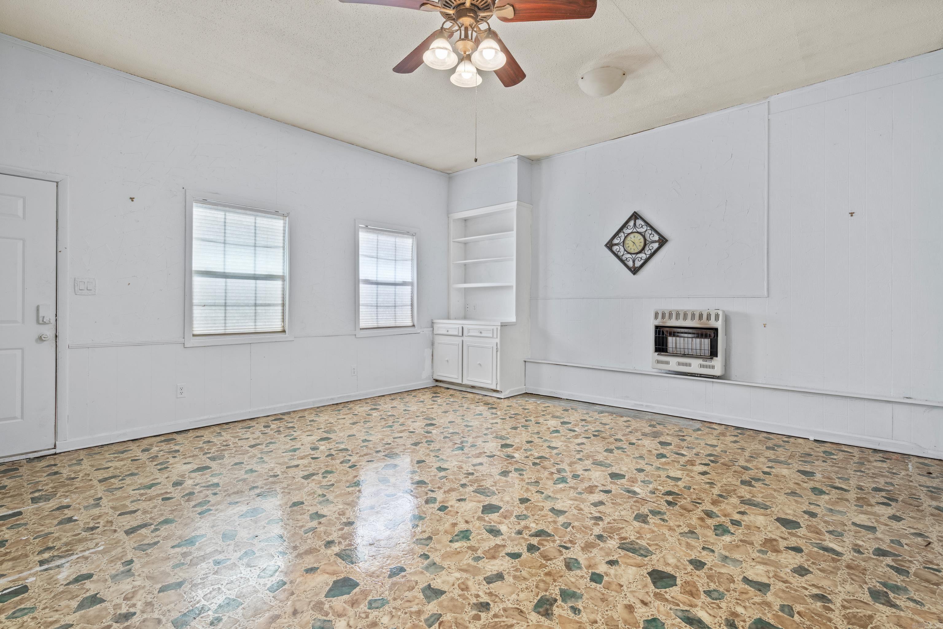 202 Brentwood Street Hot Springs, AR 71901