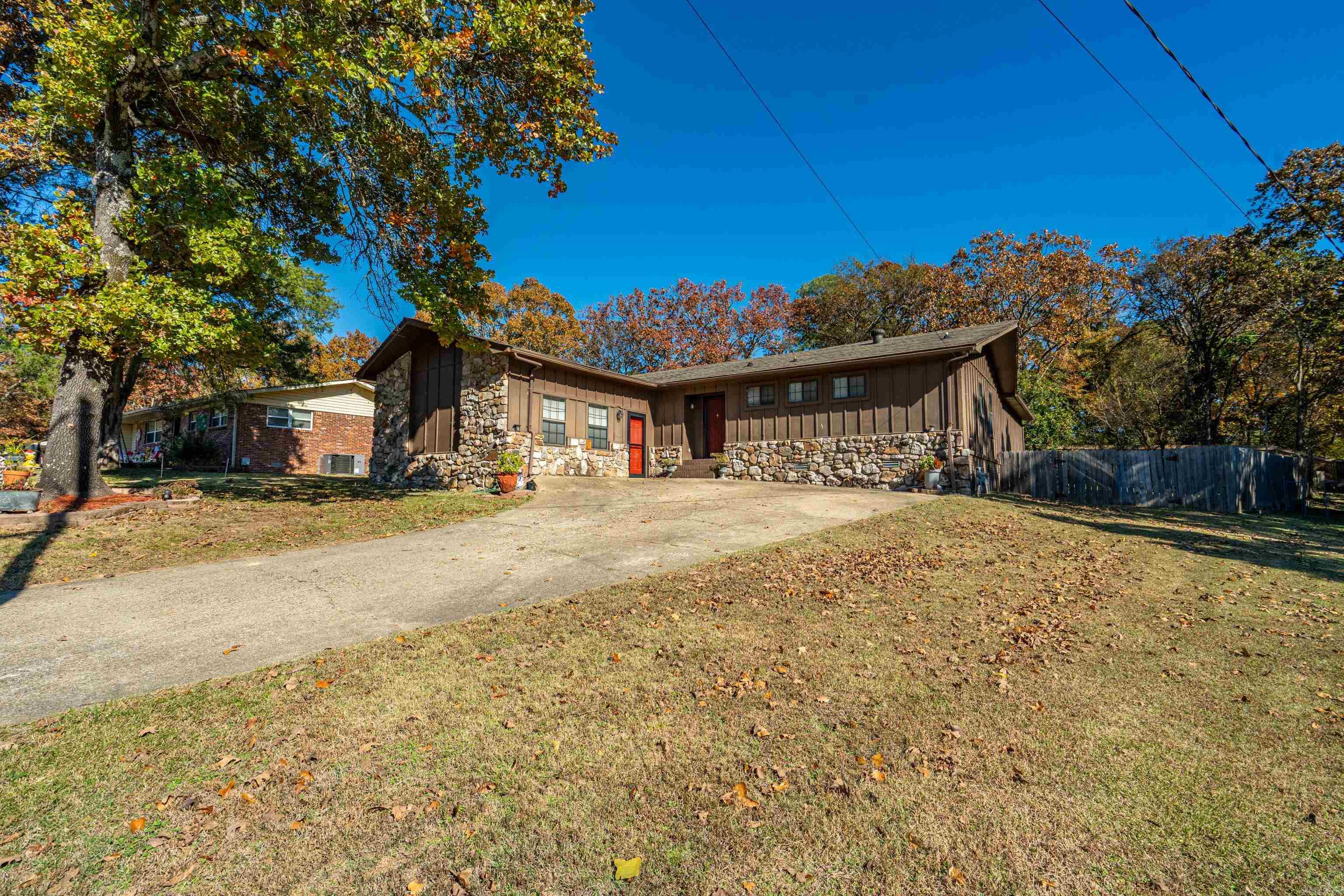 202 Brentwood Street Hot Springs, AR 71901