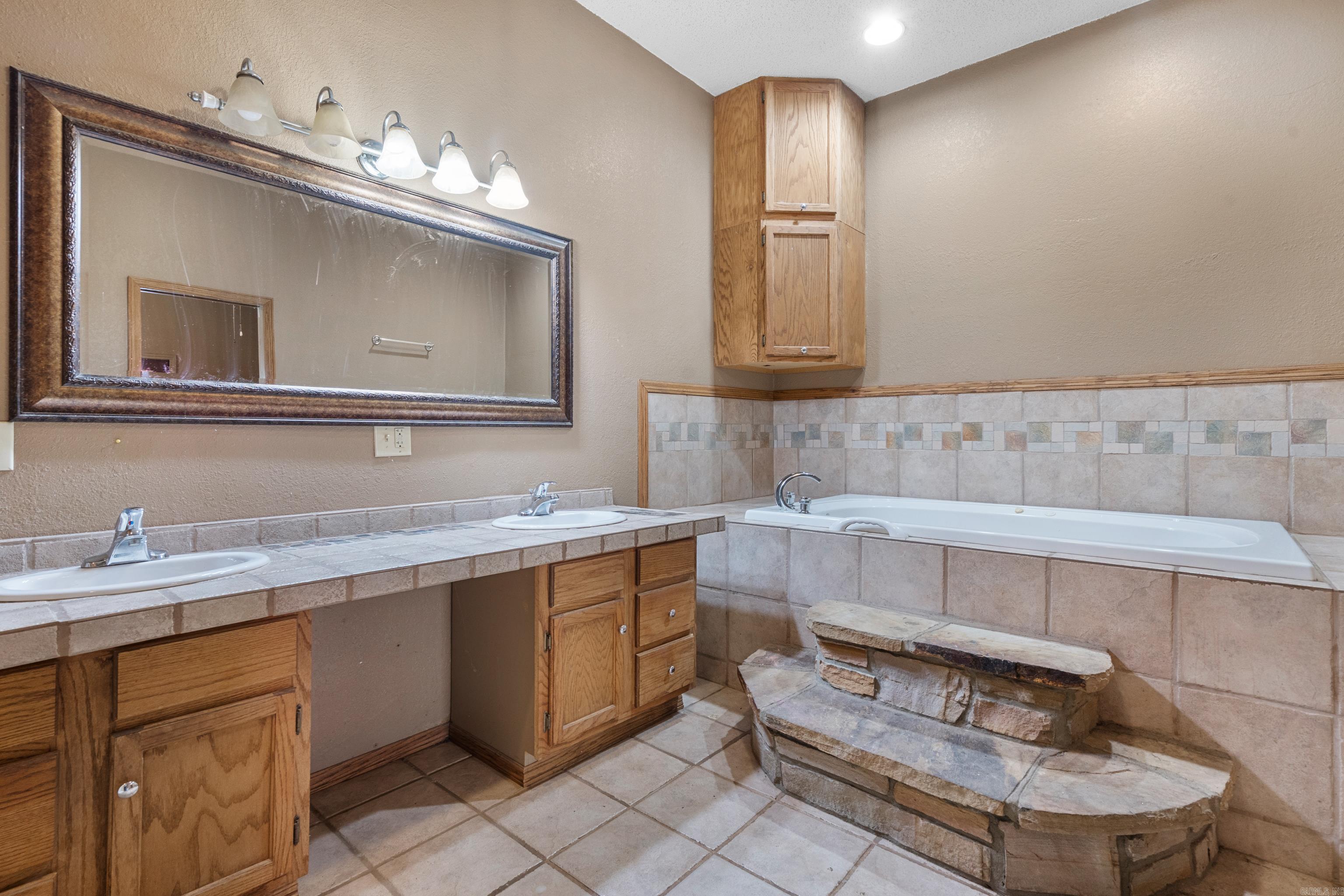 202 Brentwood Street Hot Springs, AR 71901