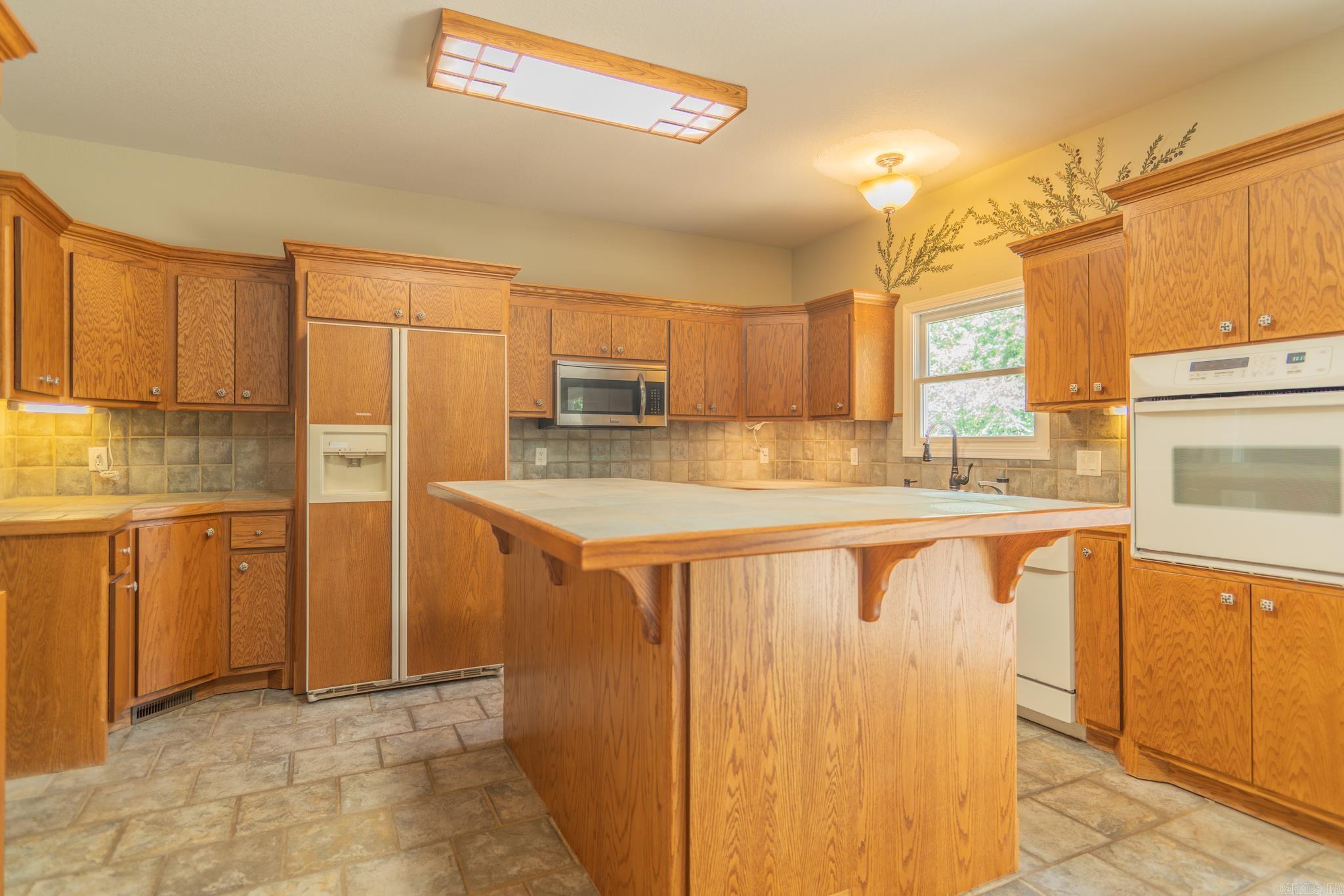 7 Resplandor Court Hot Springs Village, AR 71909
