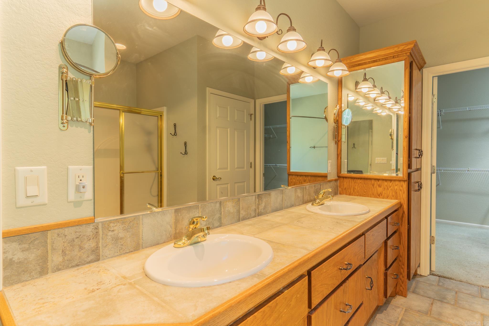 7 Resplandor Court Hot Springs Village, AR 71909