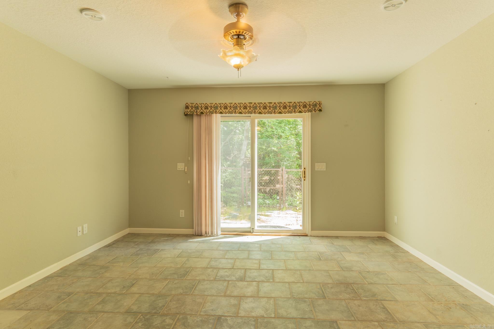 7 Resplandor Court Hot Springs Village, AR 71909