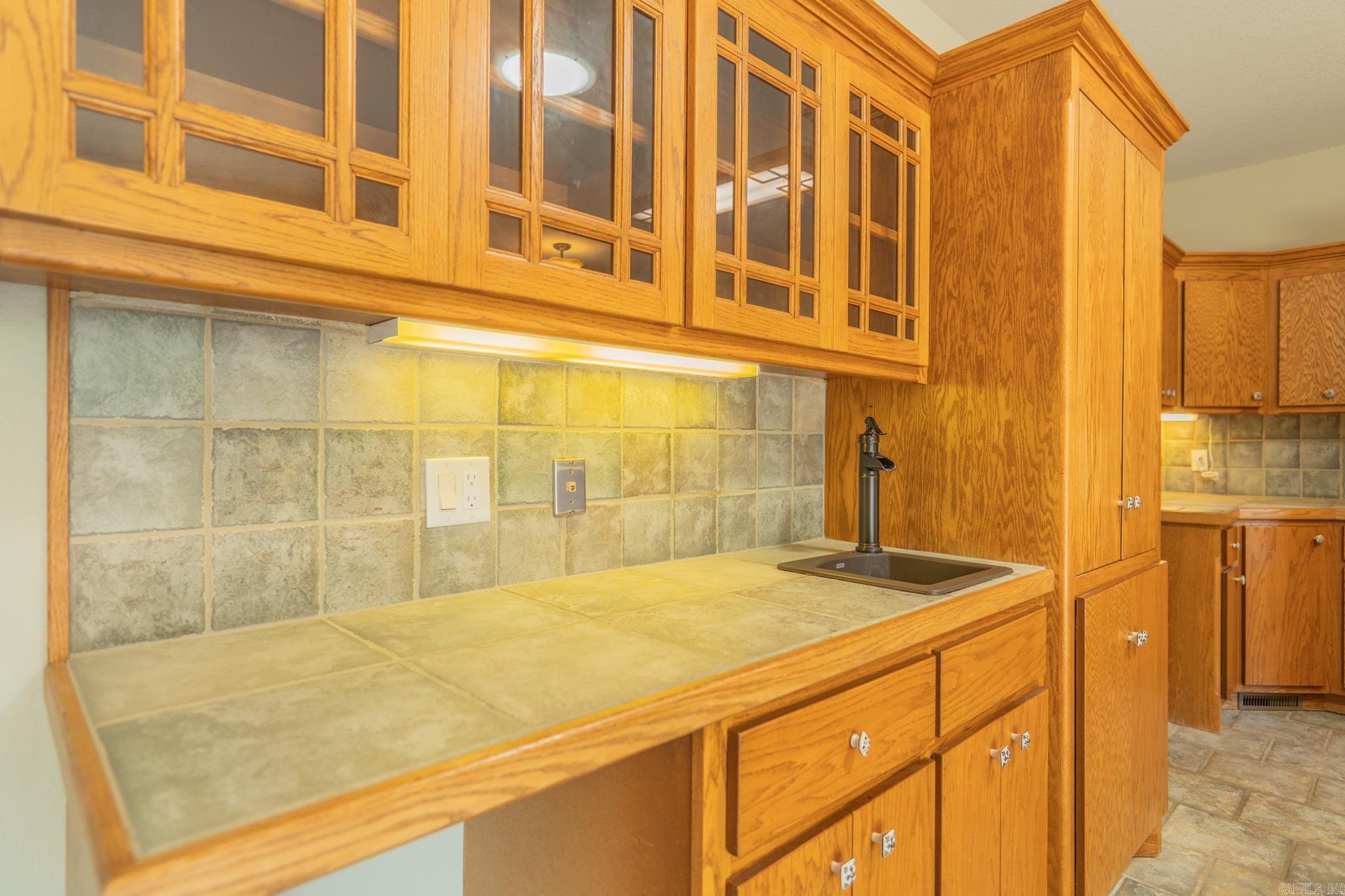 7 Resplandor Court Hot Springs Village, AR 71909