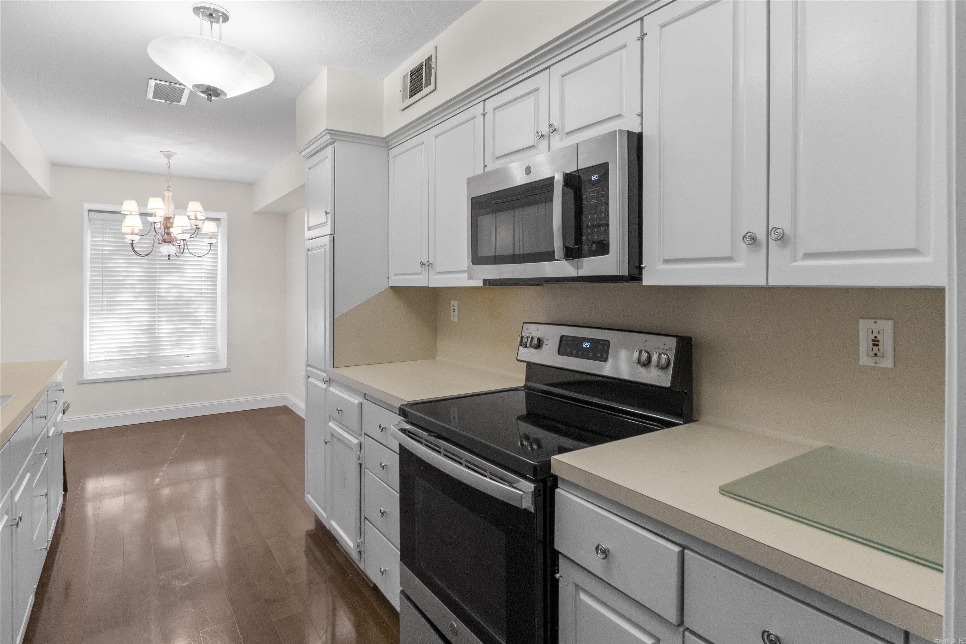 20 Fairway Woods Circle Maumelle, AR 72113