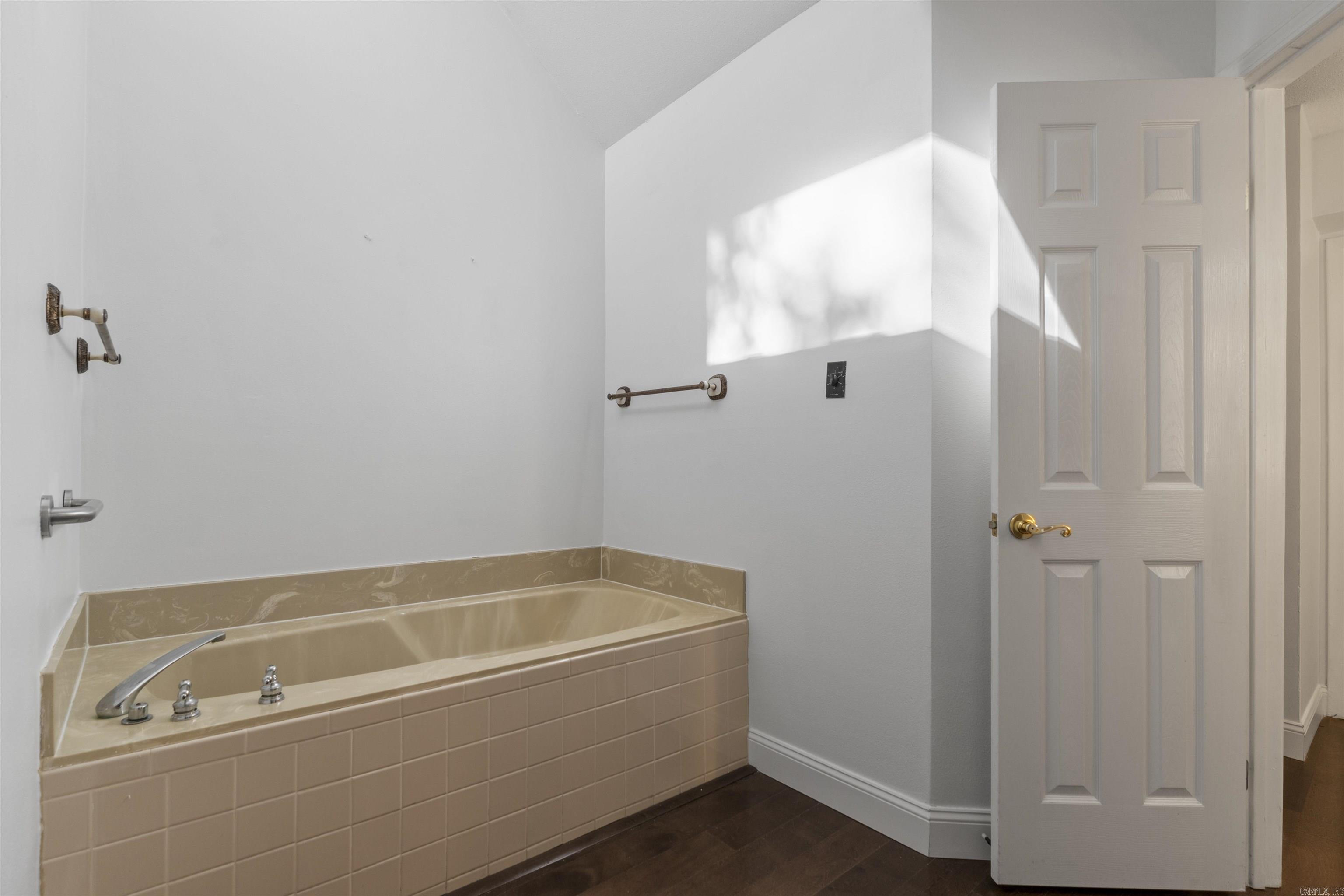 20 Fairway Woods Circle Maumelle, AR 72113