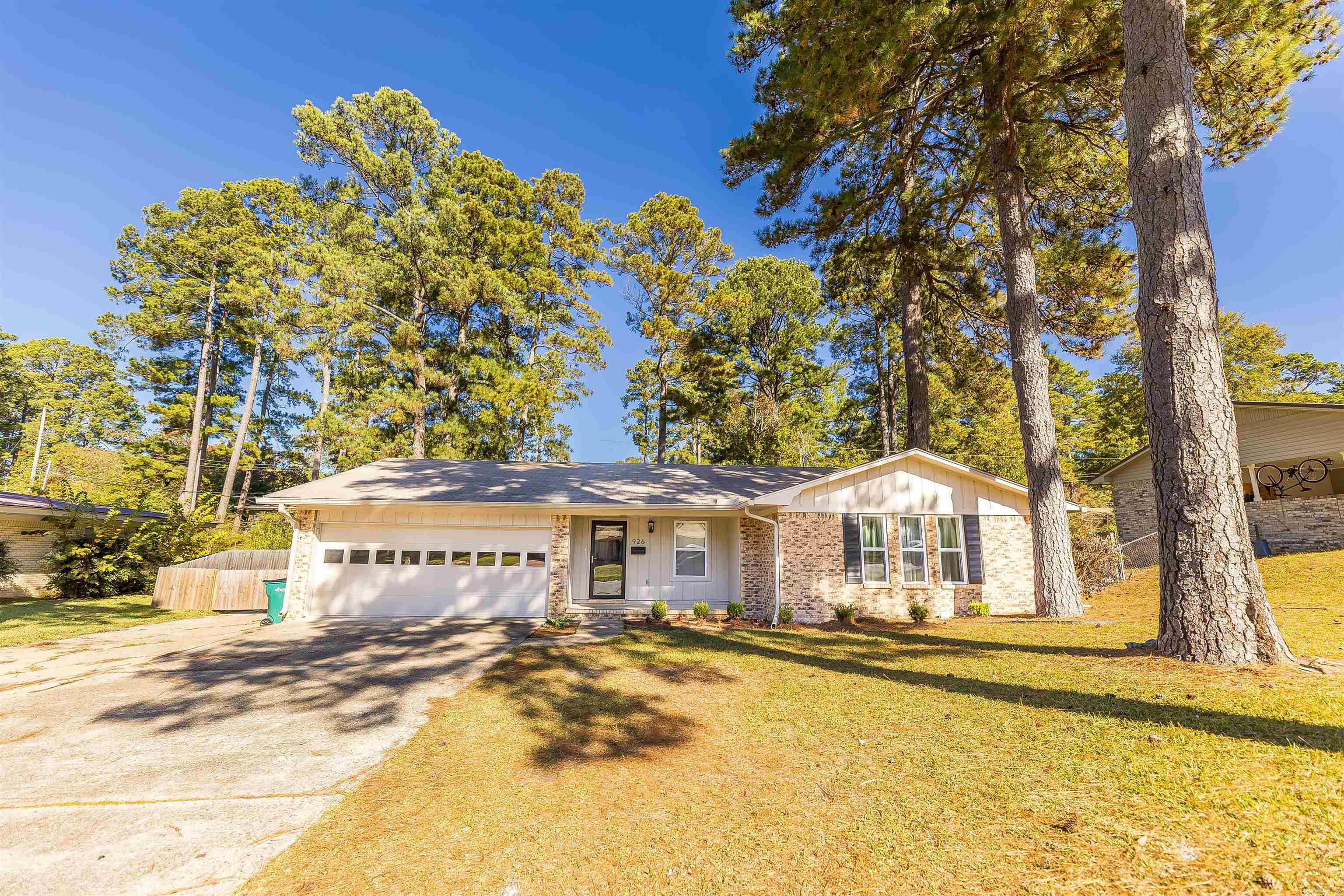 926 Brookwood Dr El Dorado, AR 71730