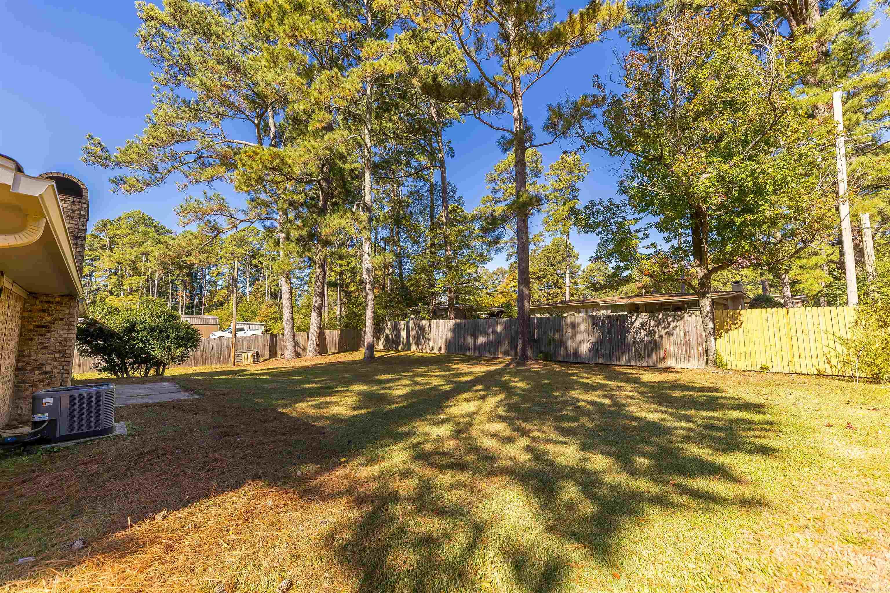 926 Brookwood Dr El Dorado, AR 71730