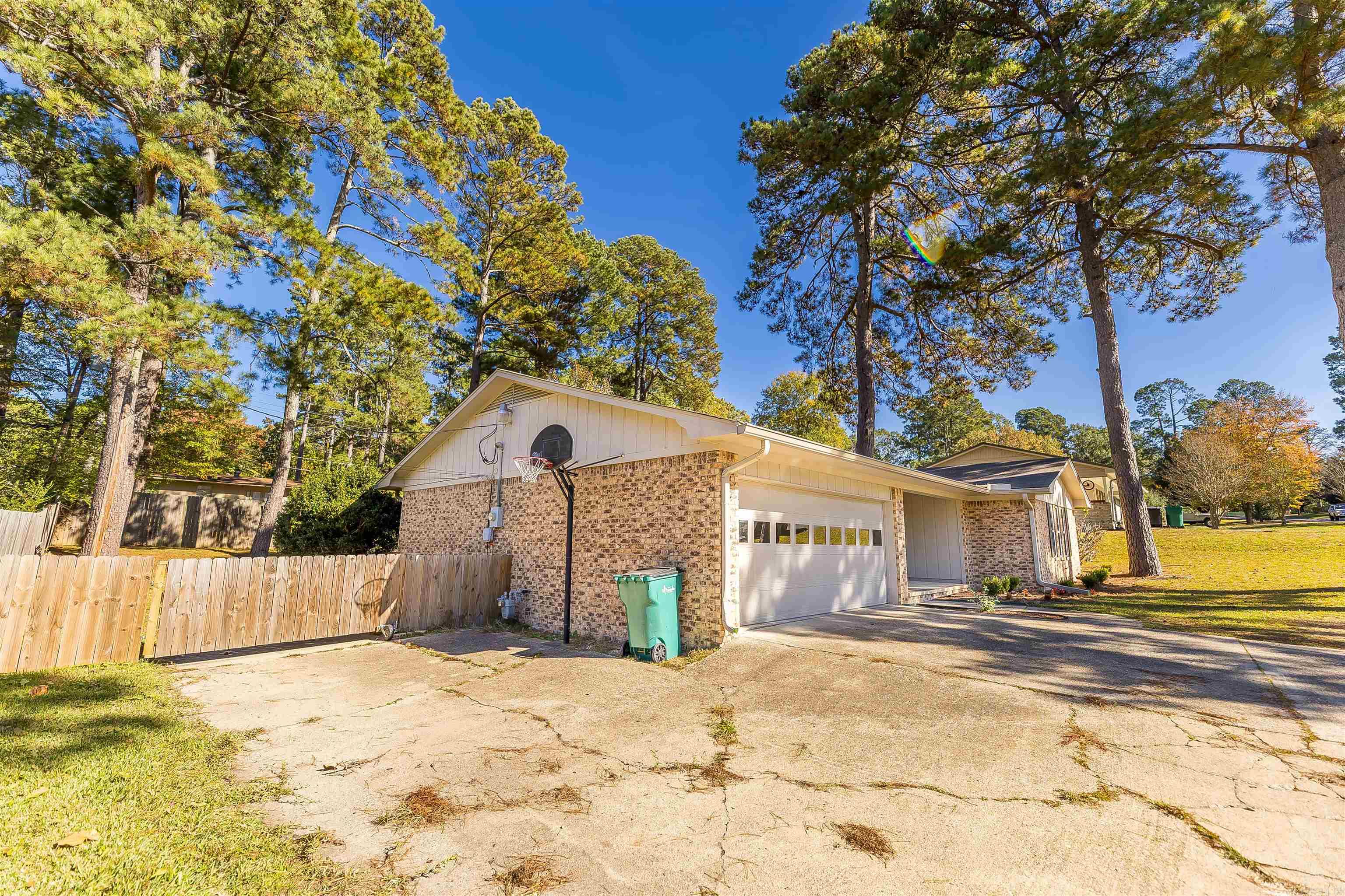 926 Brookwood Dr El Dorado, AR 71730