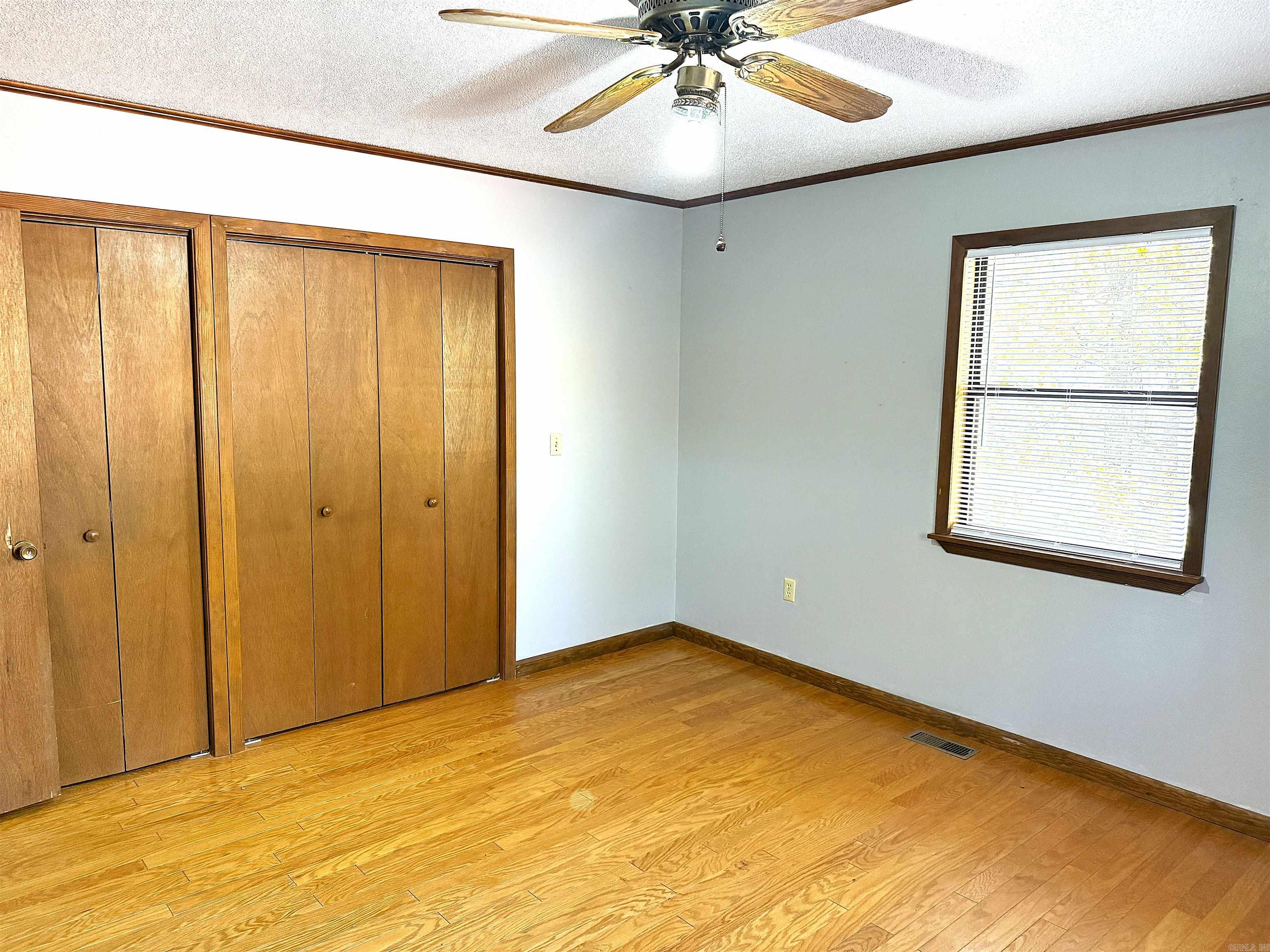 192 Lone Pine Road N Greers Ferry, AR 72067