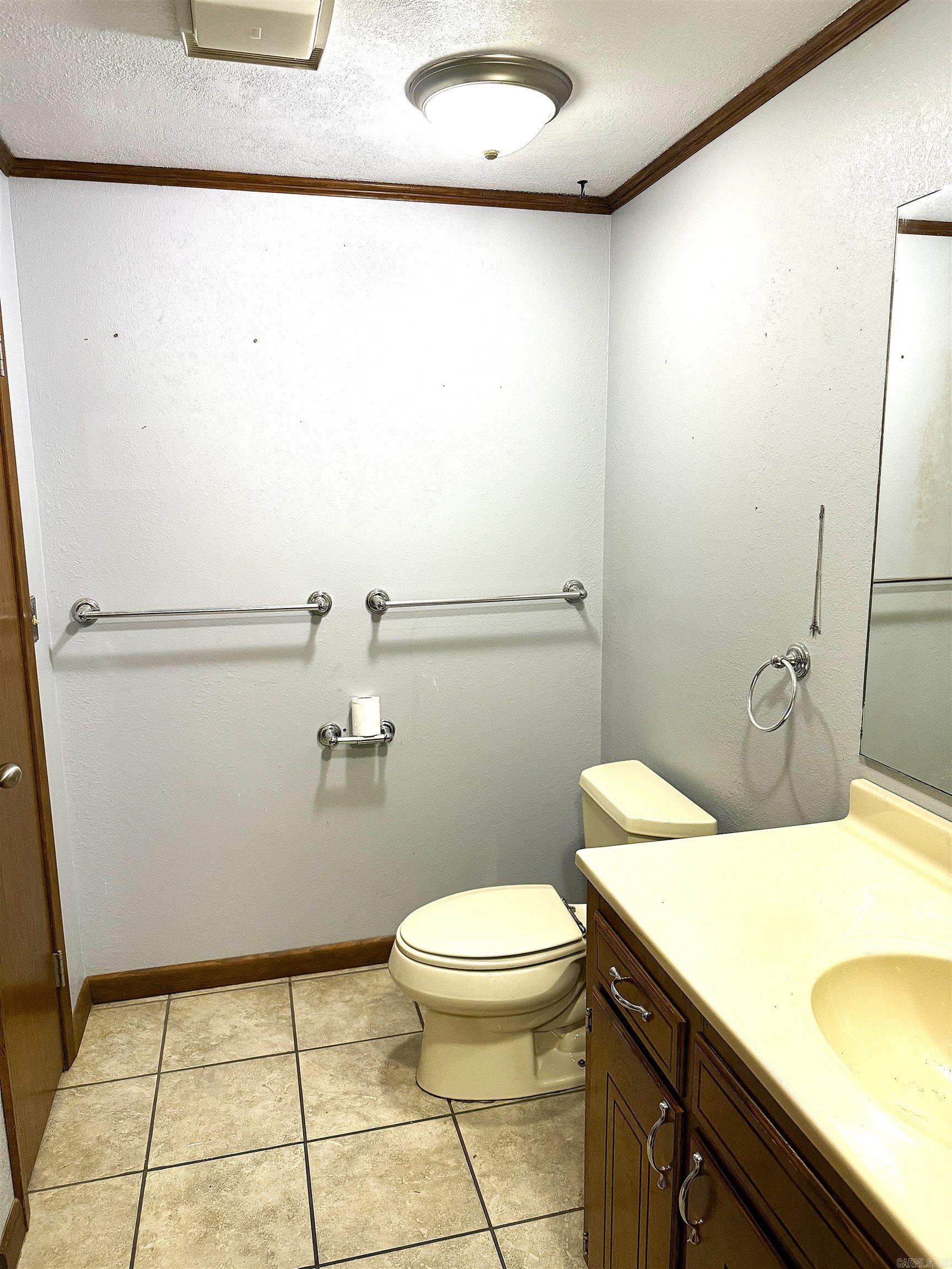 192 Lone Pine Road N Greers Ferry, AR 72067