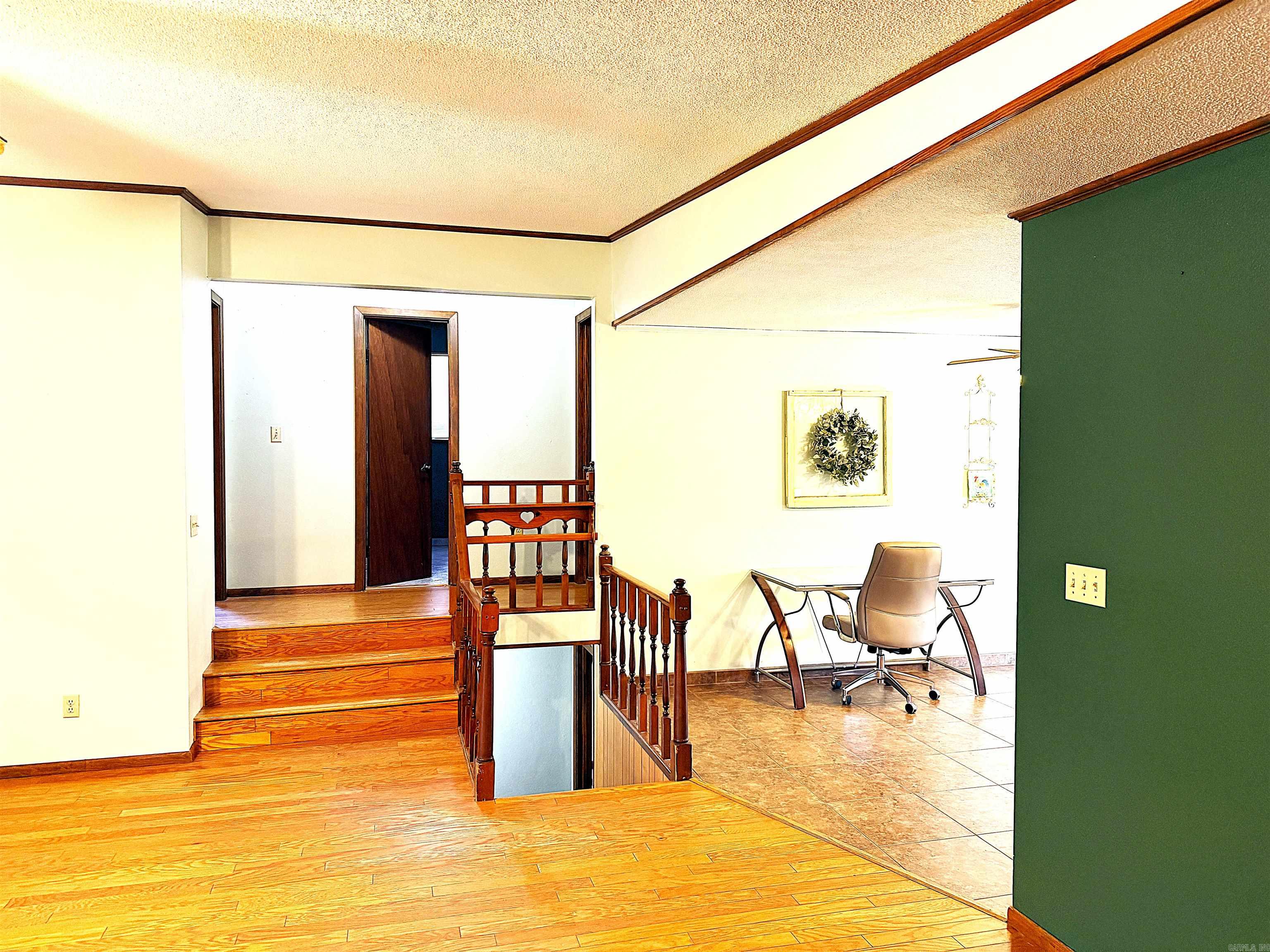 192 Lone Pine Road N Greers Ferry, AR 72067