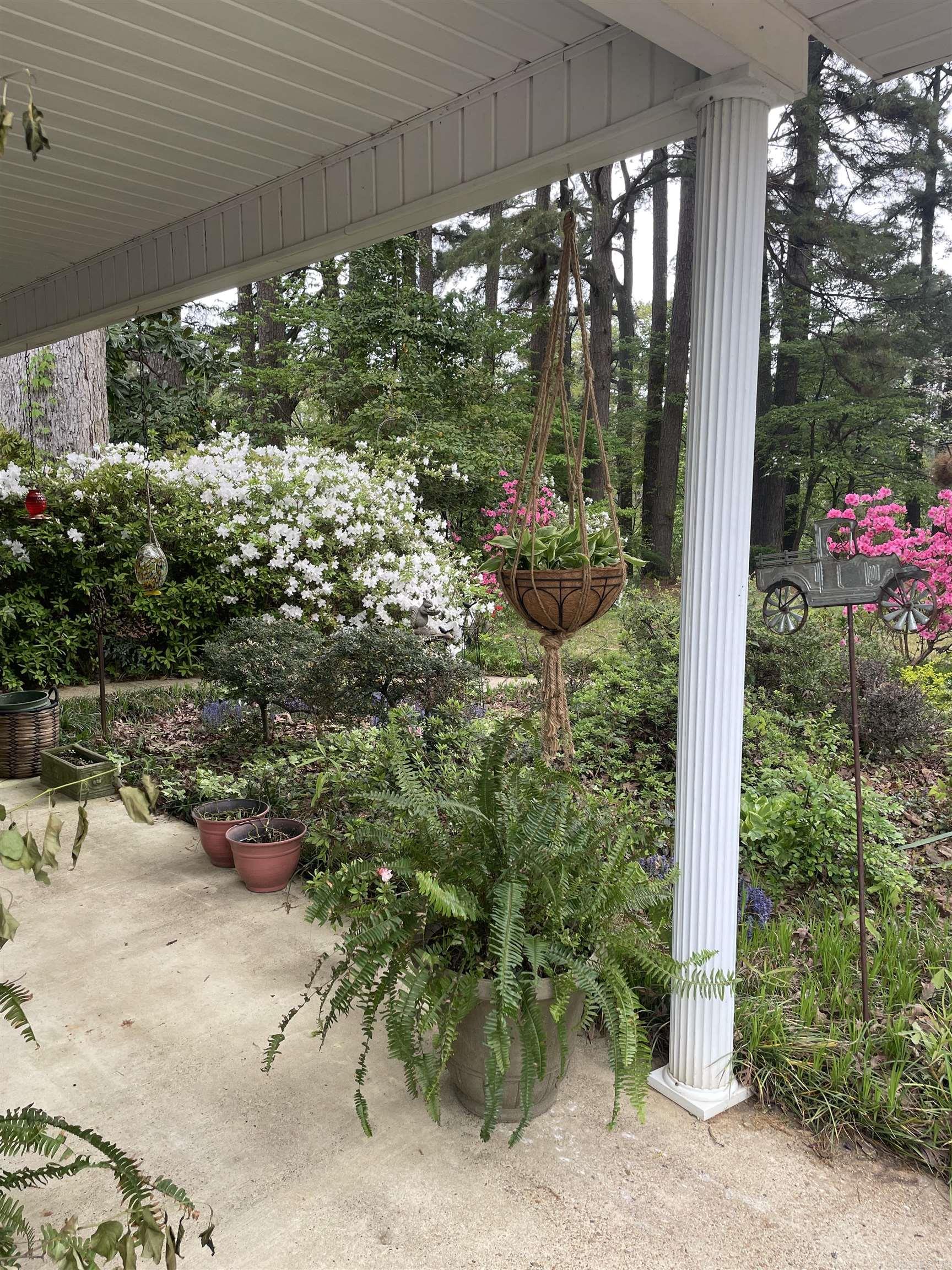 3177 Highway 24  Camden, AR