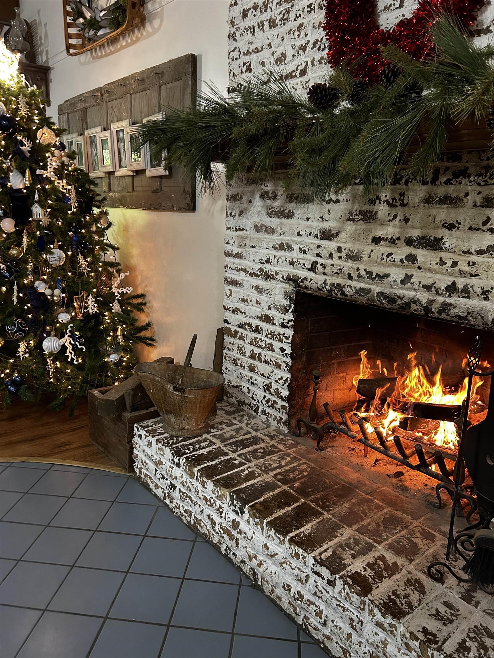 3177 Highway 24  Camden, AR