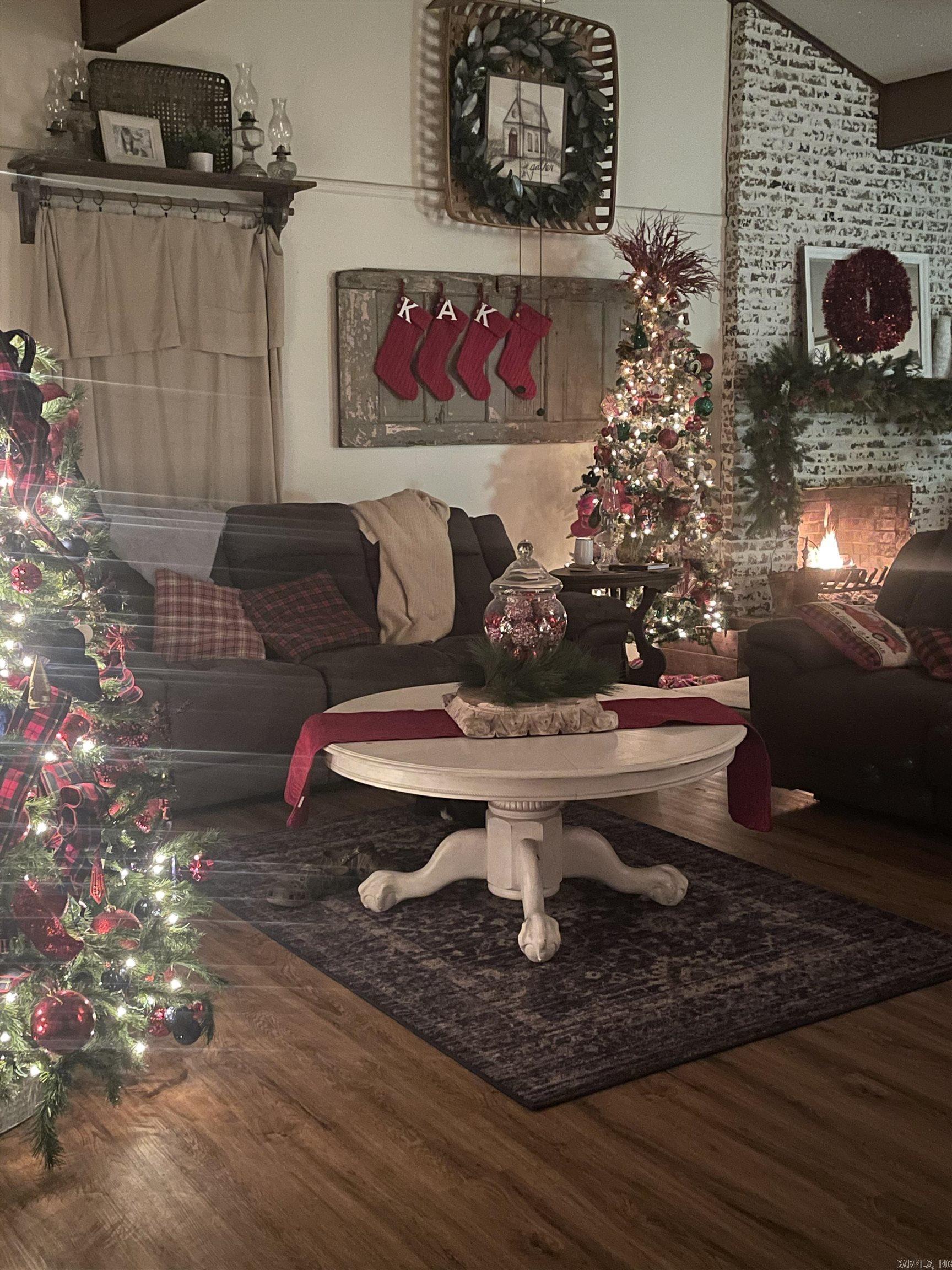 3177 Highway 24  Camden, AR