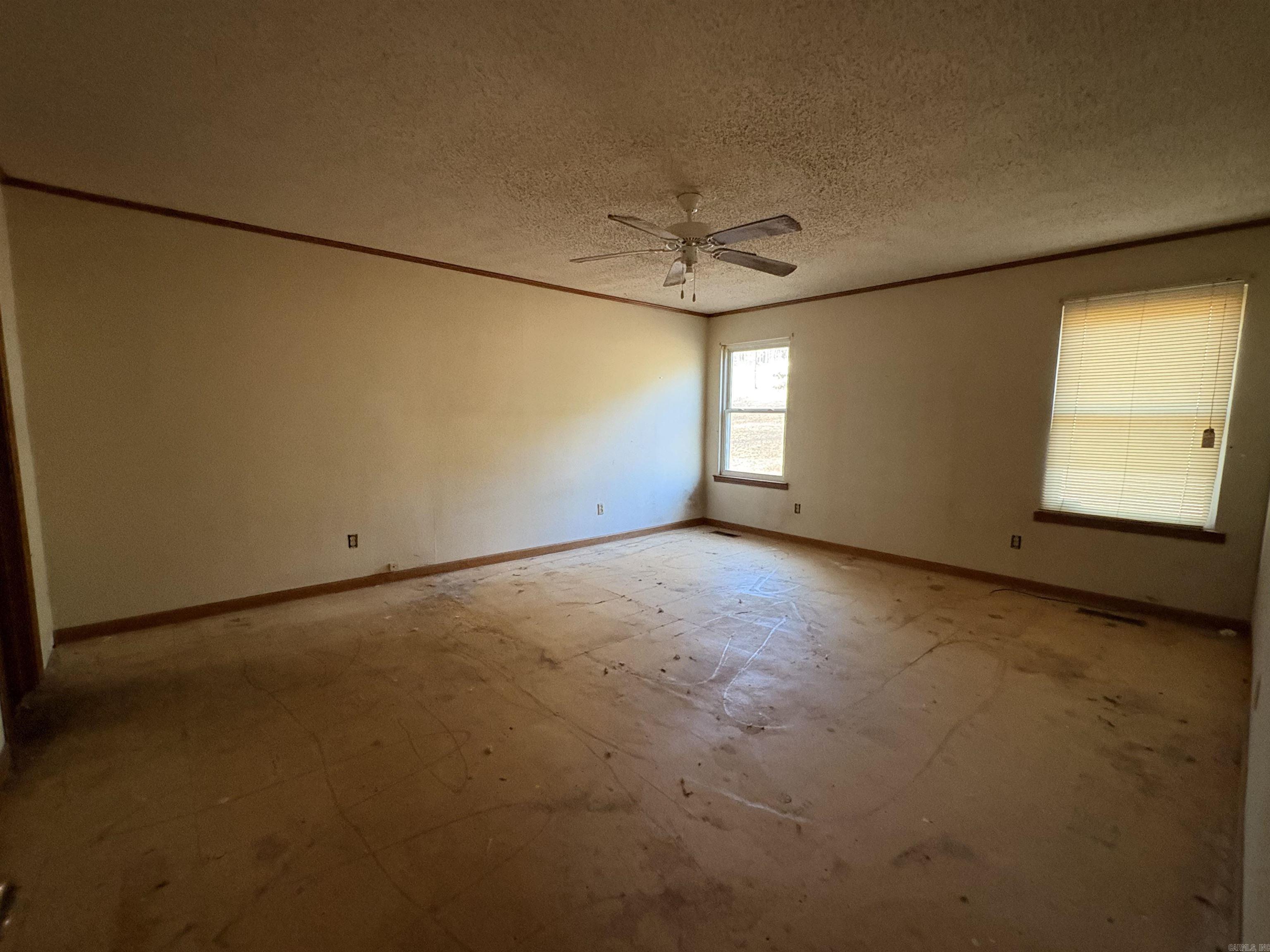 833 S Avilla Heights Alexander, AR 72002