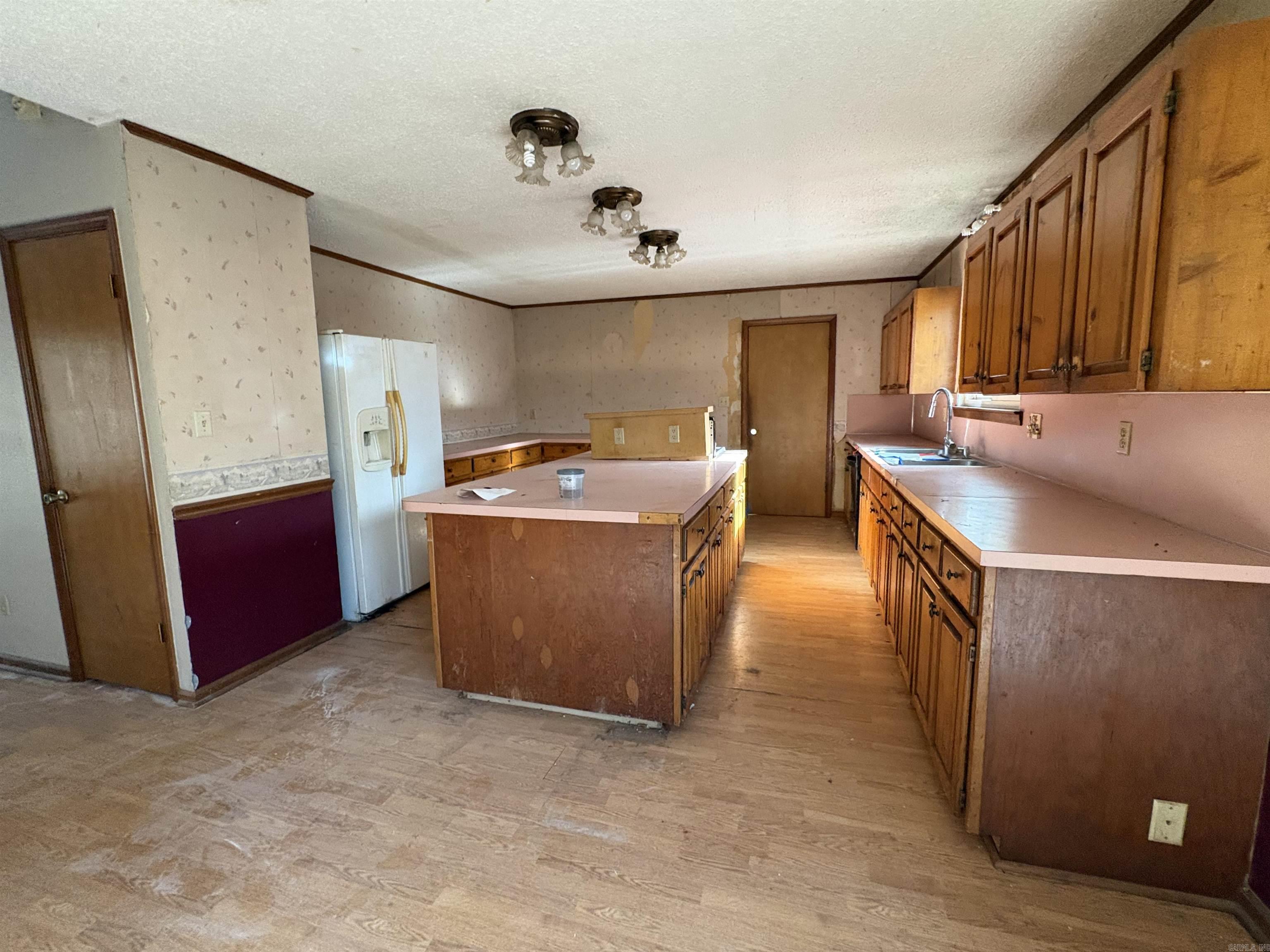 833 S Avilla Heights Alexander, AR 72002