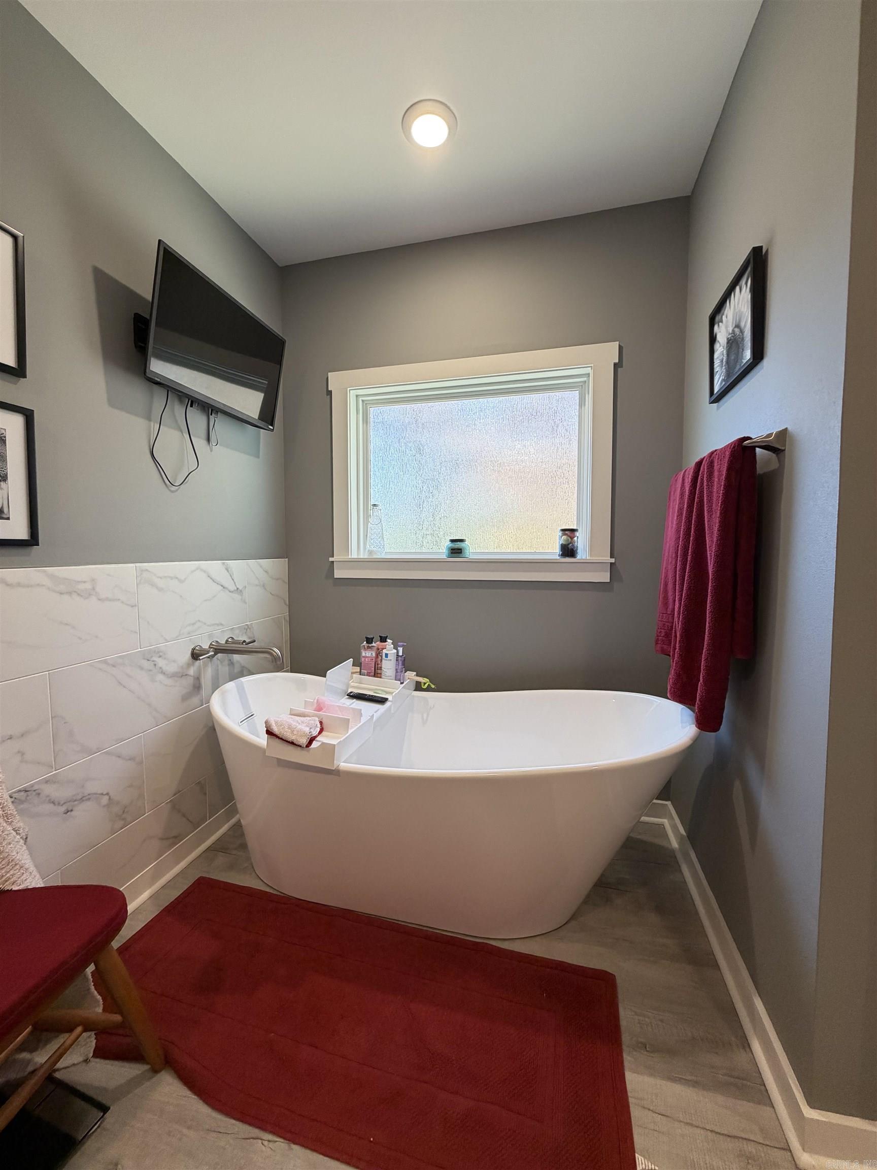 24 Blue Jay Way  Conway, AR