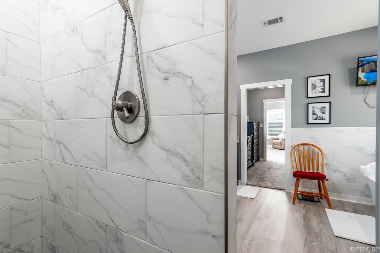 24 Blue Jay Way Conway, AR 72032