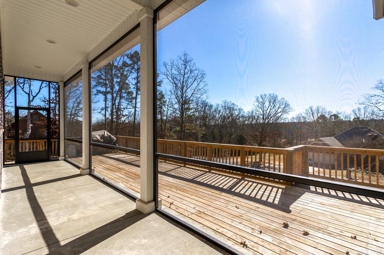 24 Blue Jay Way Conway, AR 72032