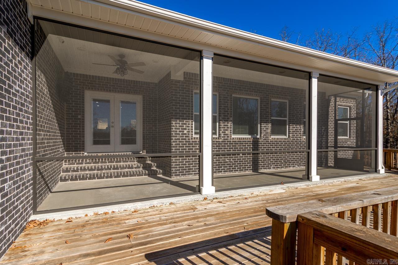 24 Blue Jay Way Conway, AR 72032