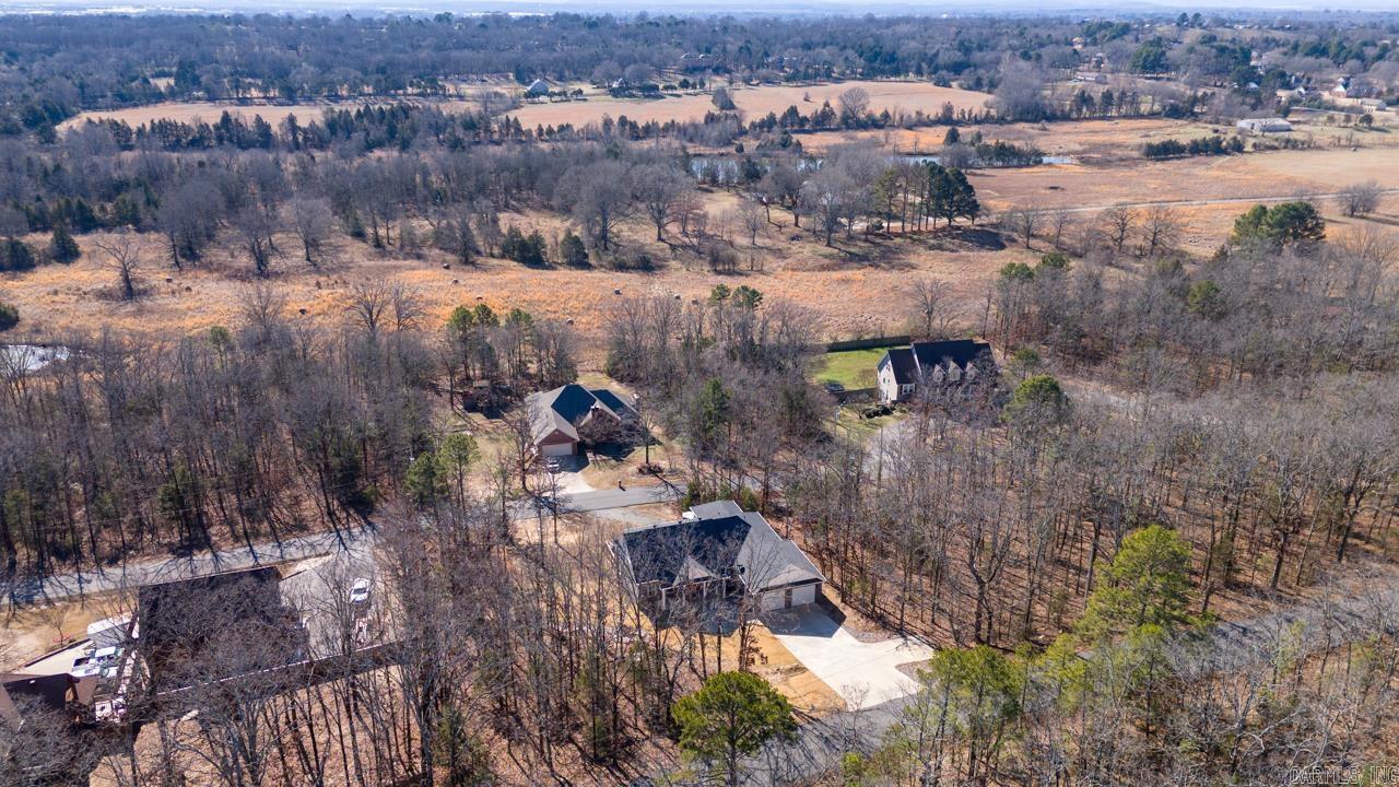 24 Blue Jay Way Conway, AR 72032