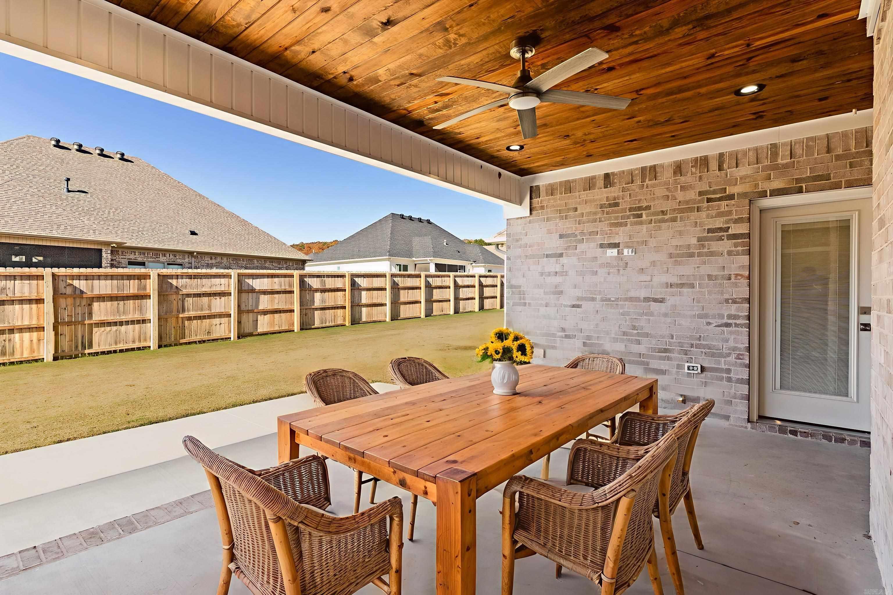 1645 Nantucket Conway, AR 72034