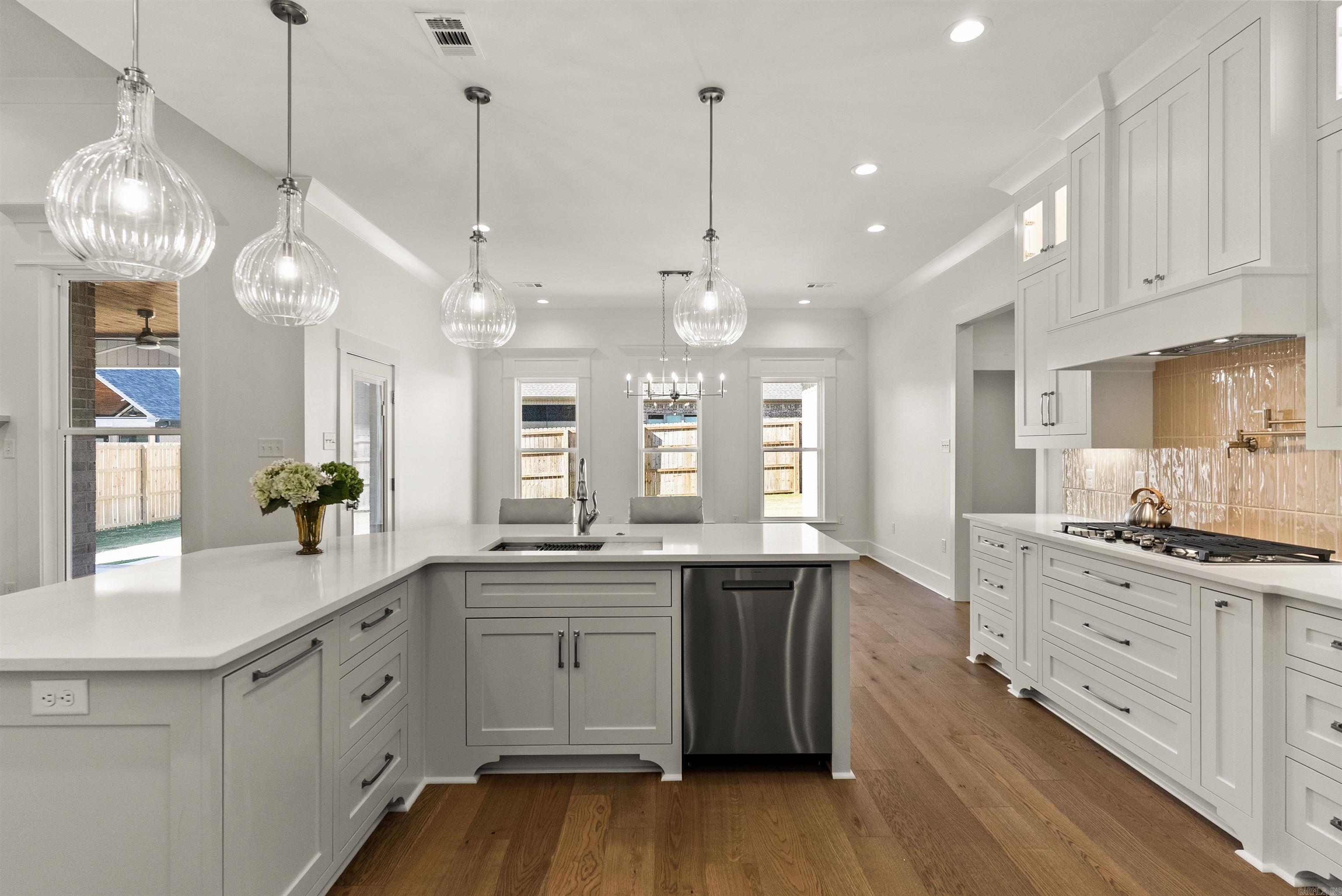 1645 Nantucket Conway, AR 72034