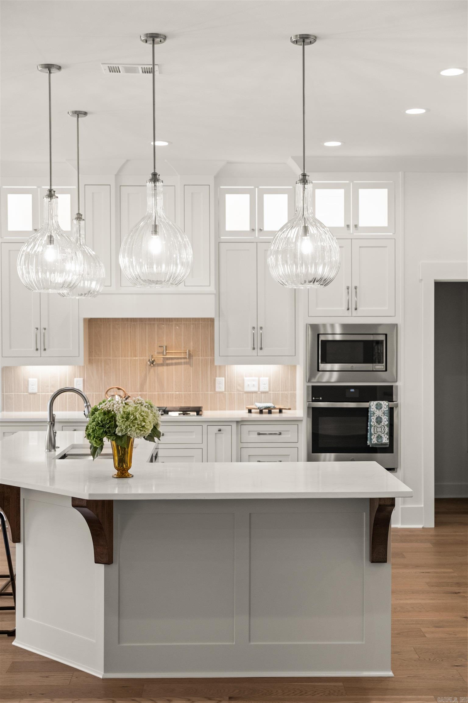 1645 Nantucket Conway, AR 72034