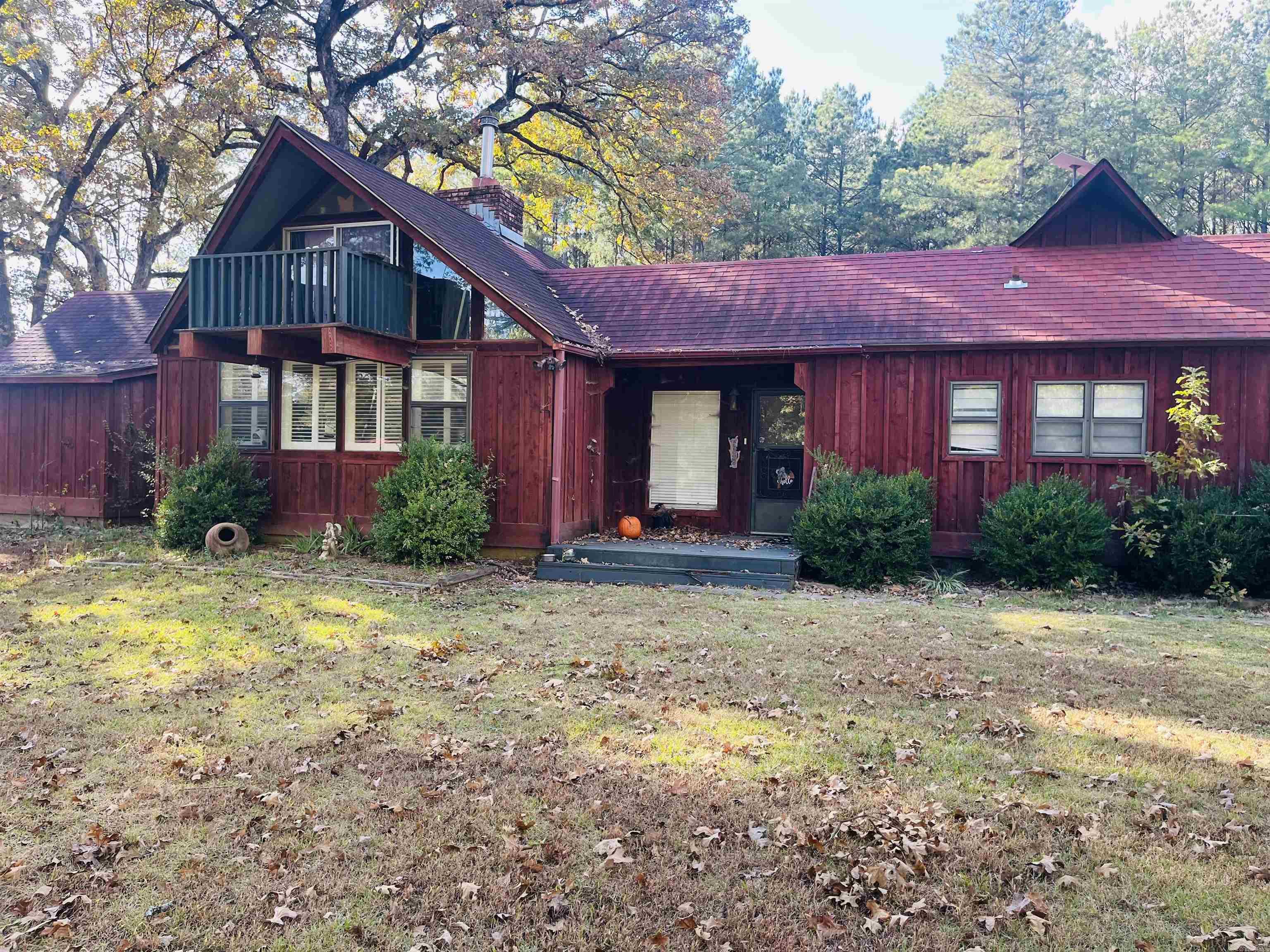 2215 S 425 Highway Monticello, AR 71655