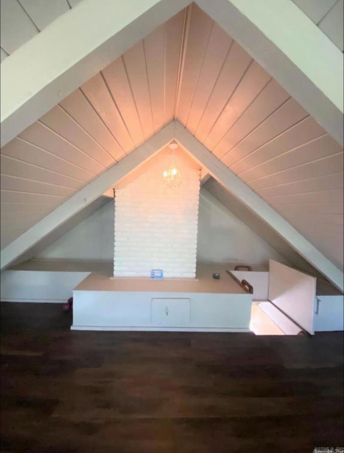 2215 S 425 Highway Monticello, AR 71655