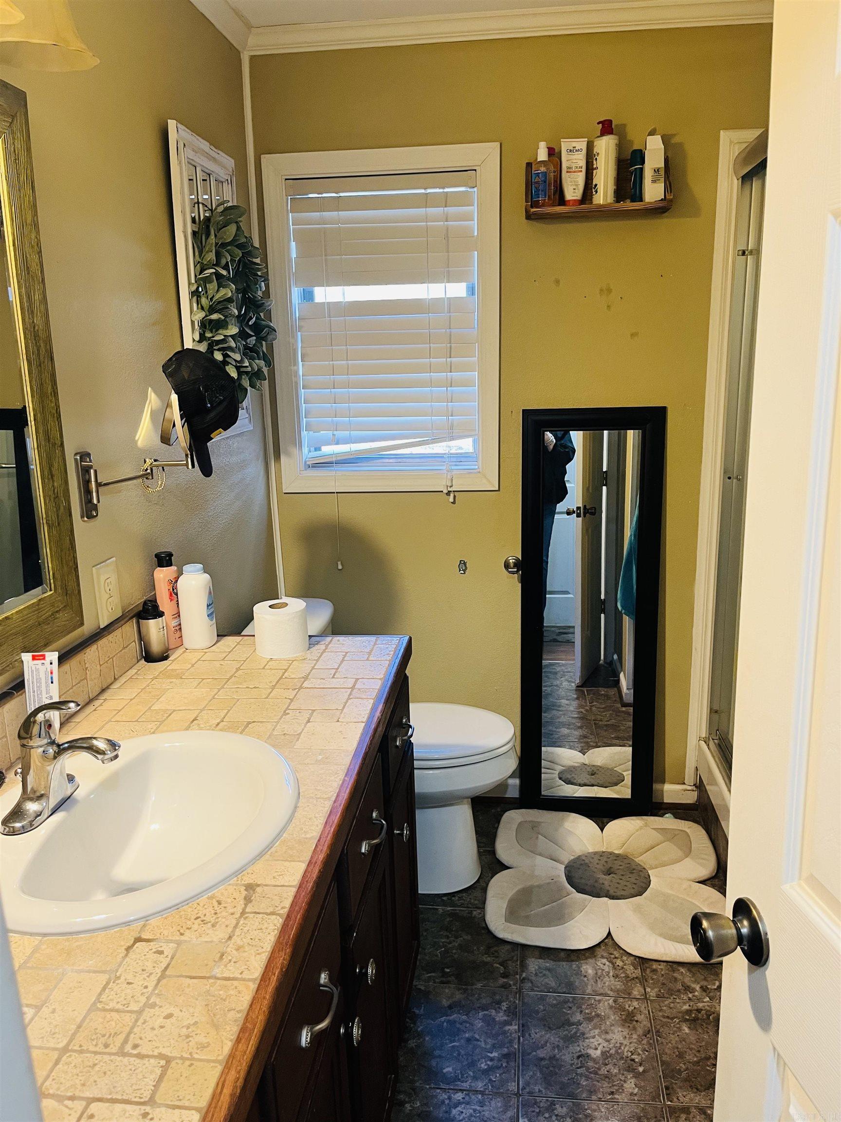 2215 S 425 Highway Monticello, AR 71655