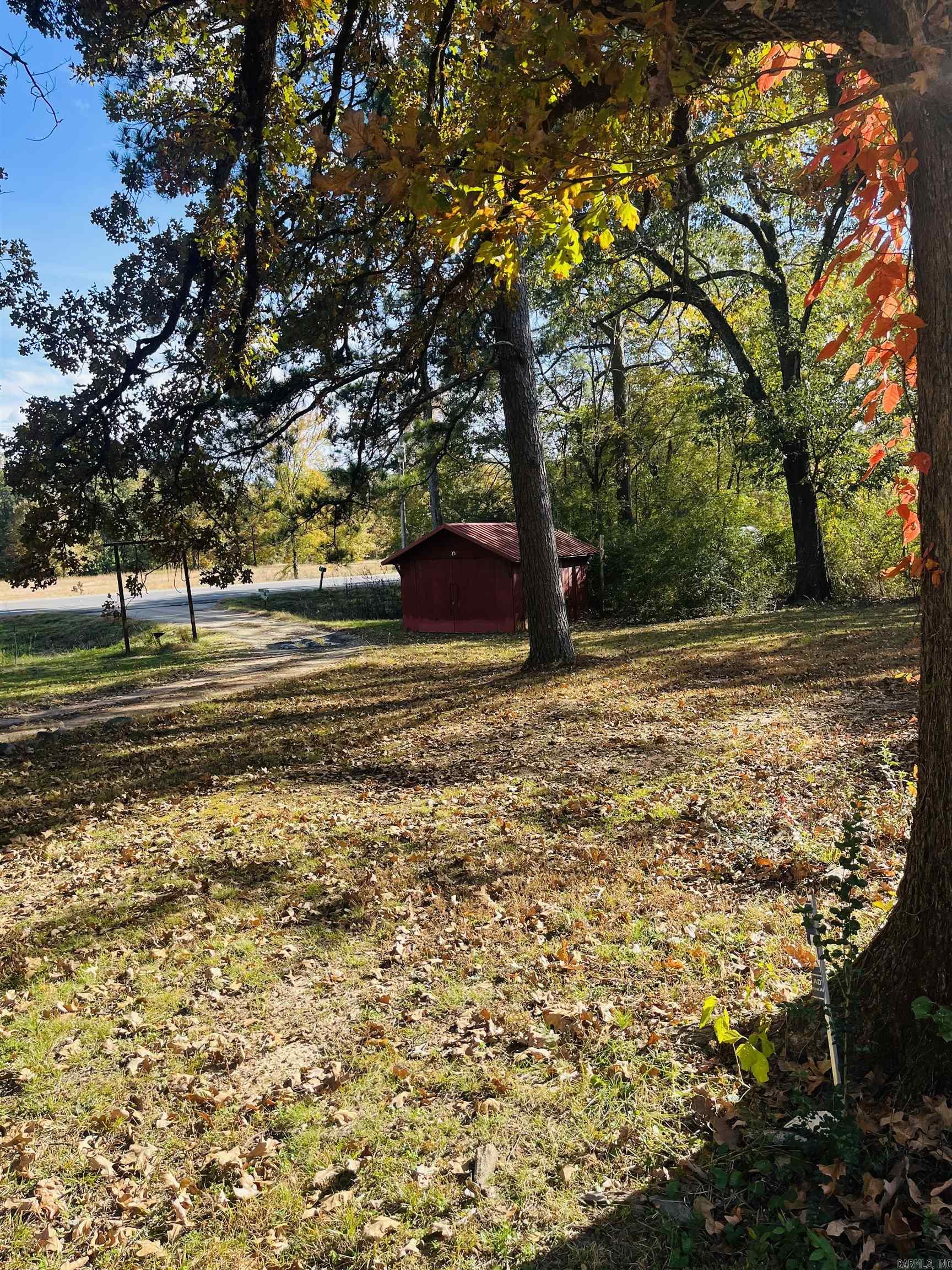 2215 S 425 Highway Monticello, AR 71655