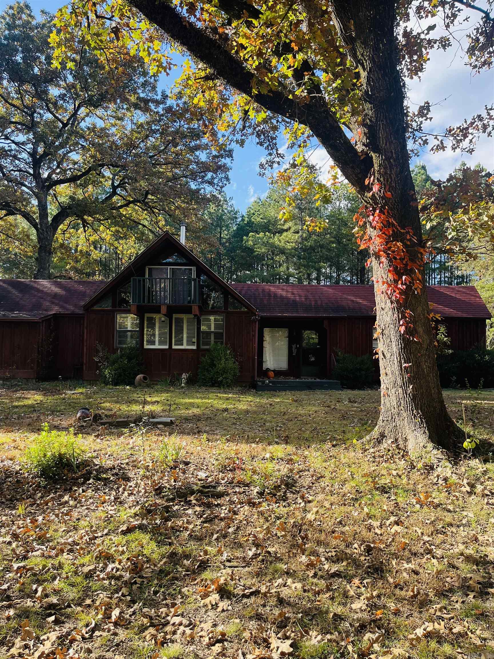 2215 S 425 Highway Monticello, AR 71655