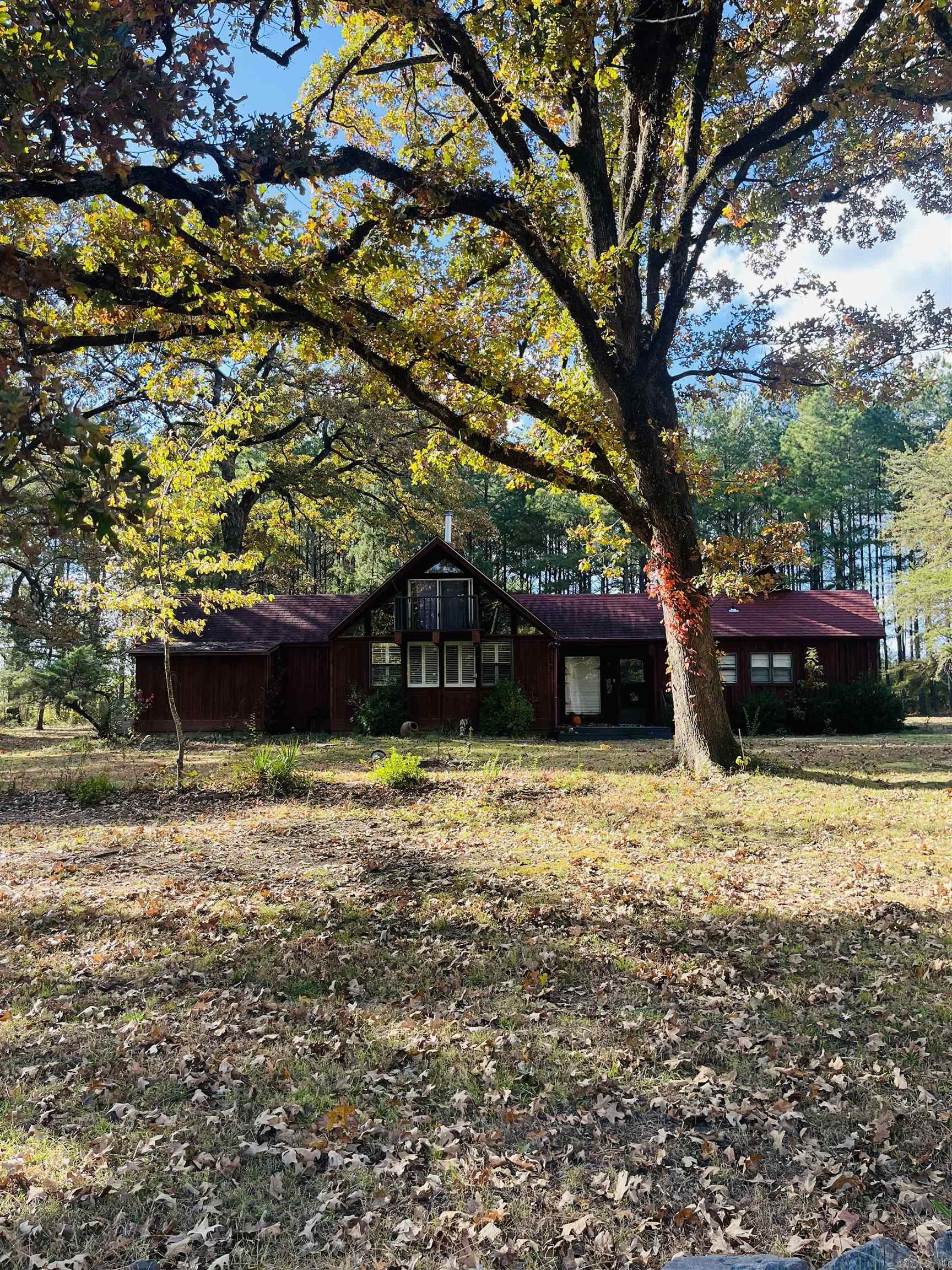 2215 S 425 Highway Monticello, AR 71655