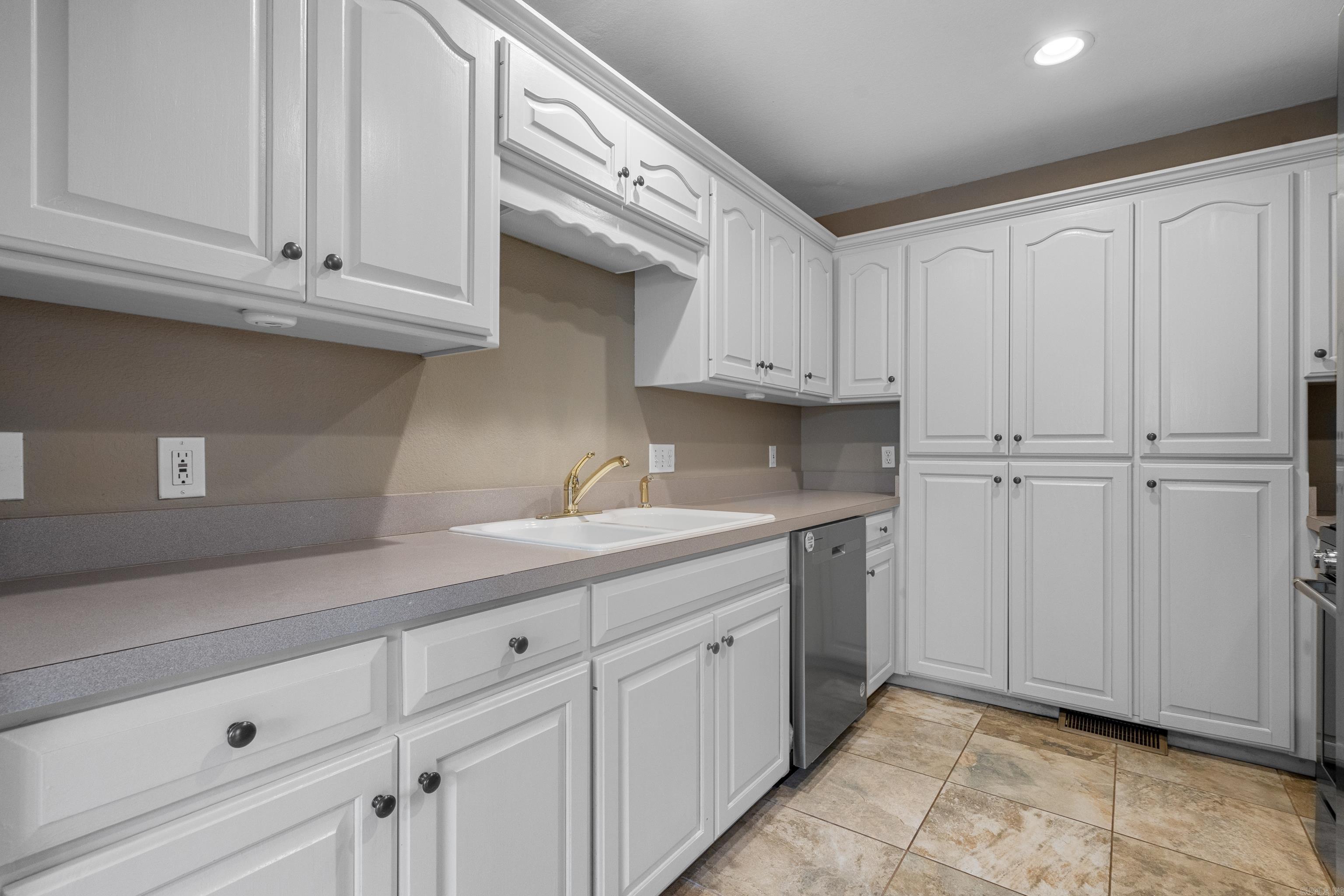 5 Kings Row Hot Springs, AR 71901