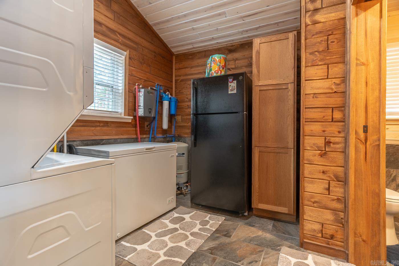 421 Tail Star Trl  Elizabeth, AR