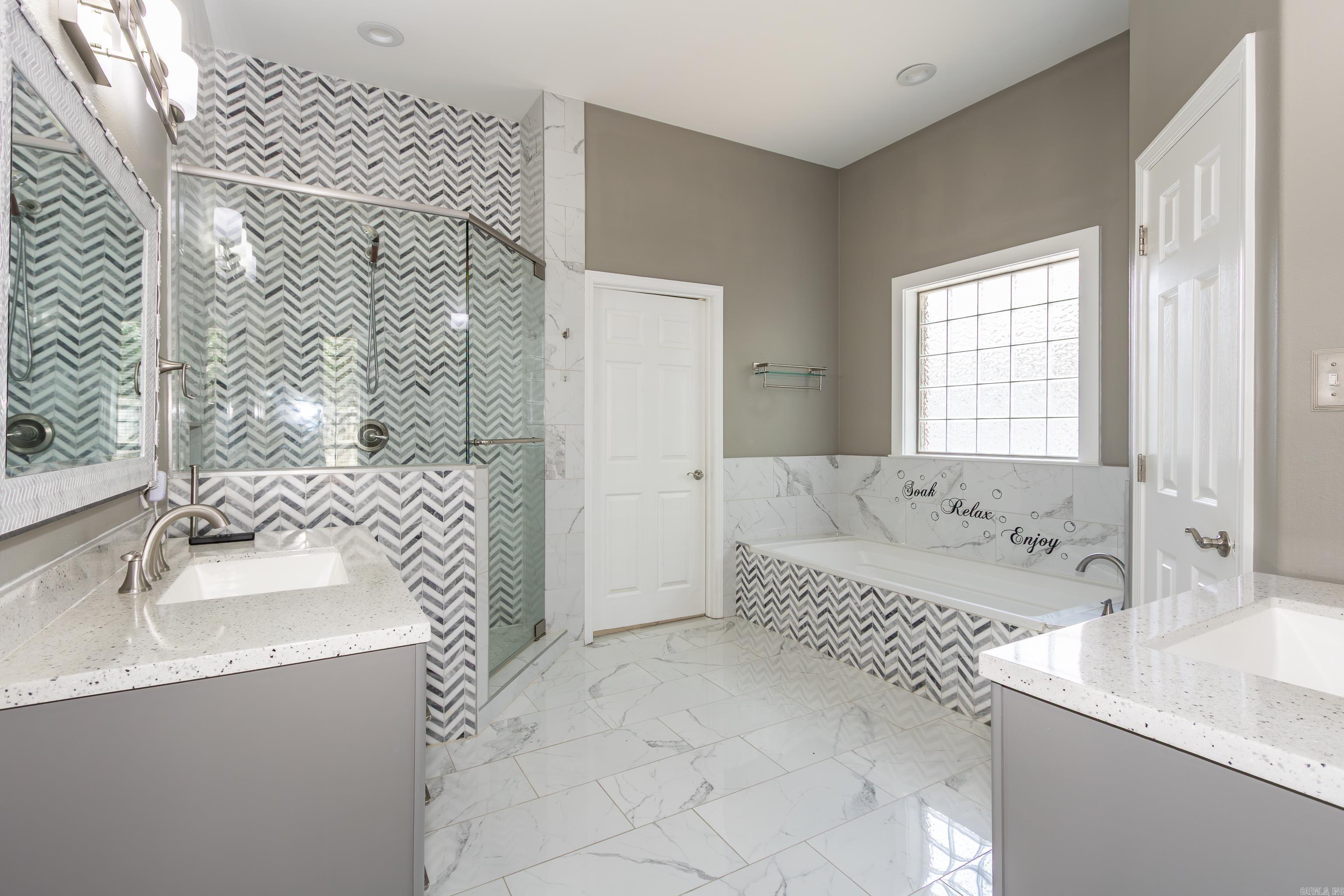 2820 Mossy Creek Drive Little Rock, AR 72211