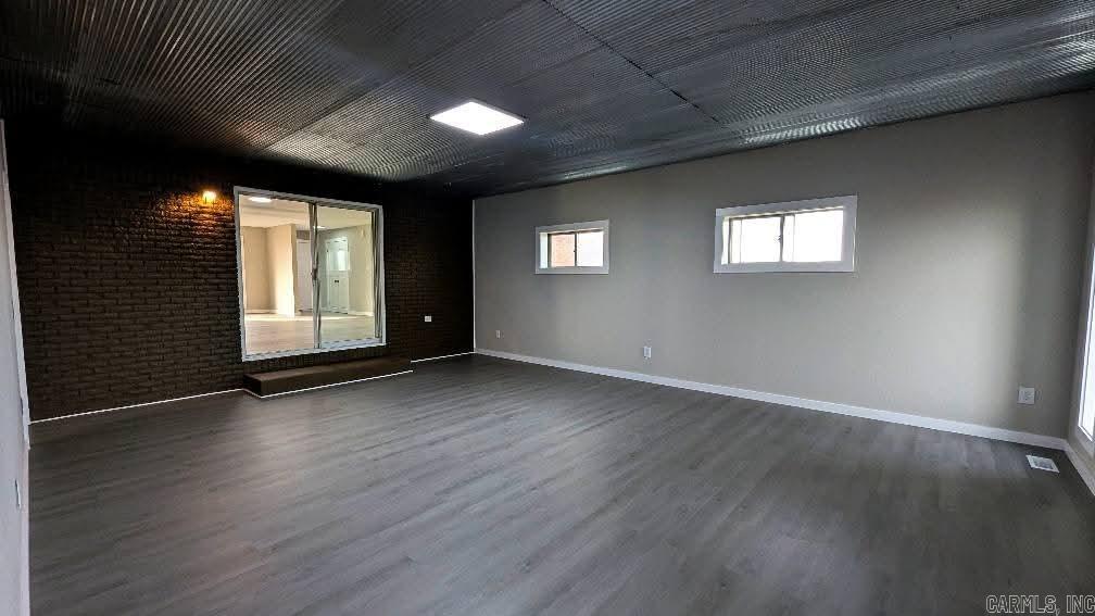 1011 County Road 531 Rector, AR 72461