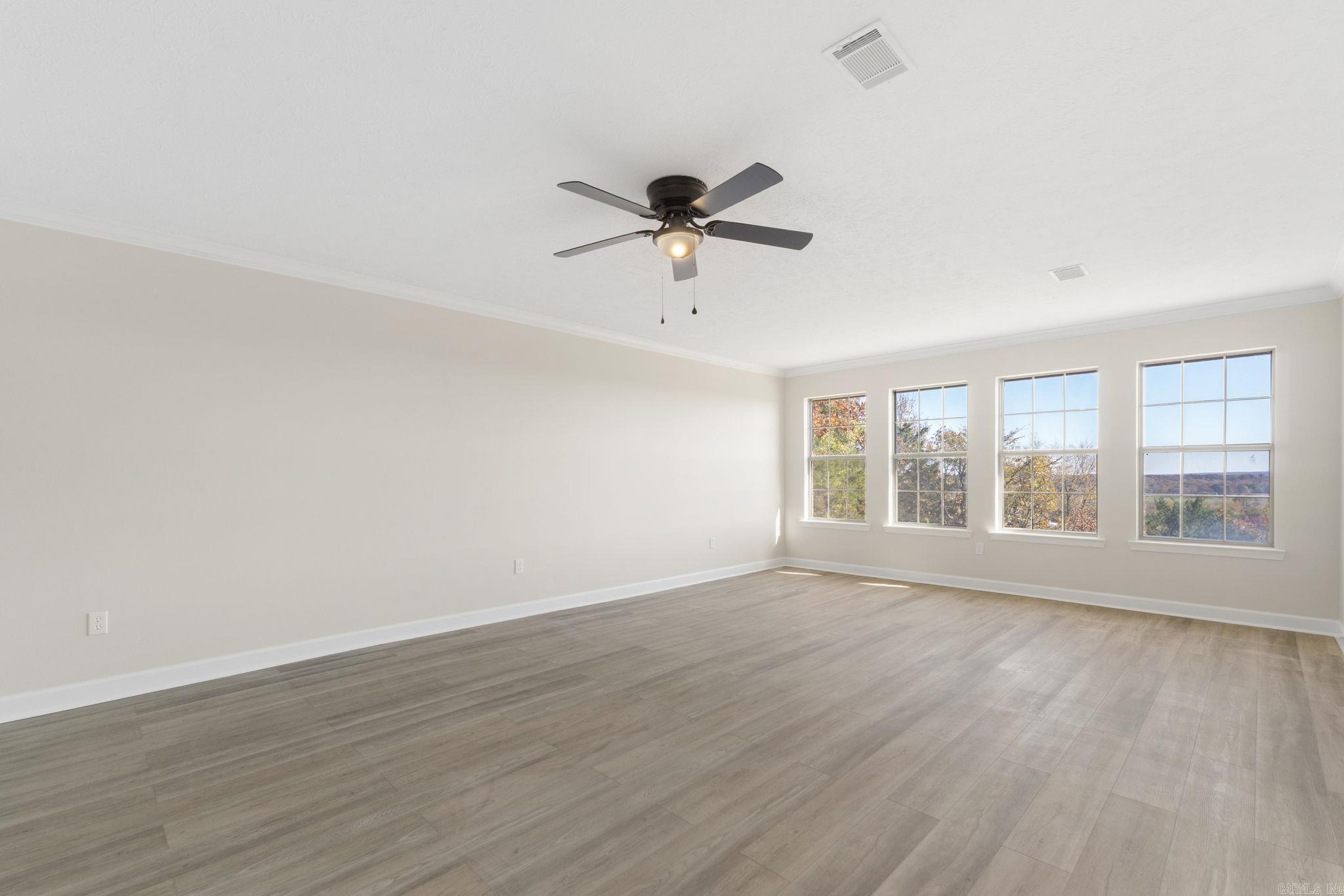 38 Windwood Loop Conway, AR 72034