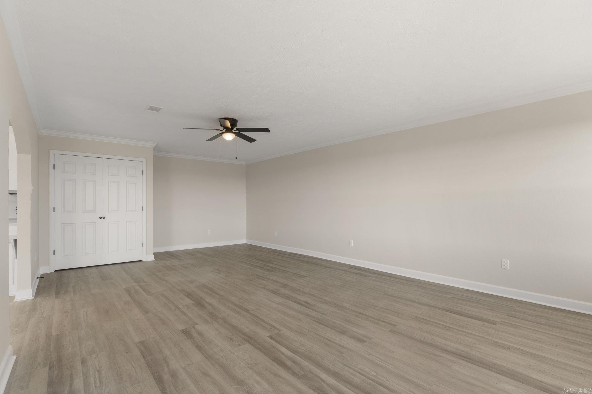 38 Windwood Loop Conway, AR 72034