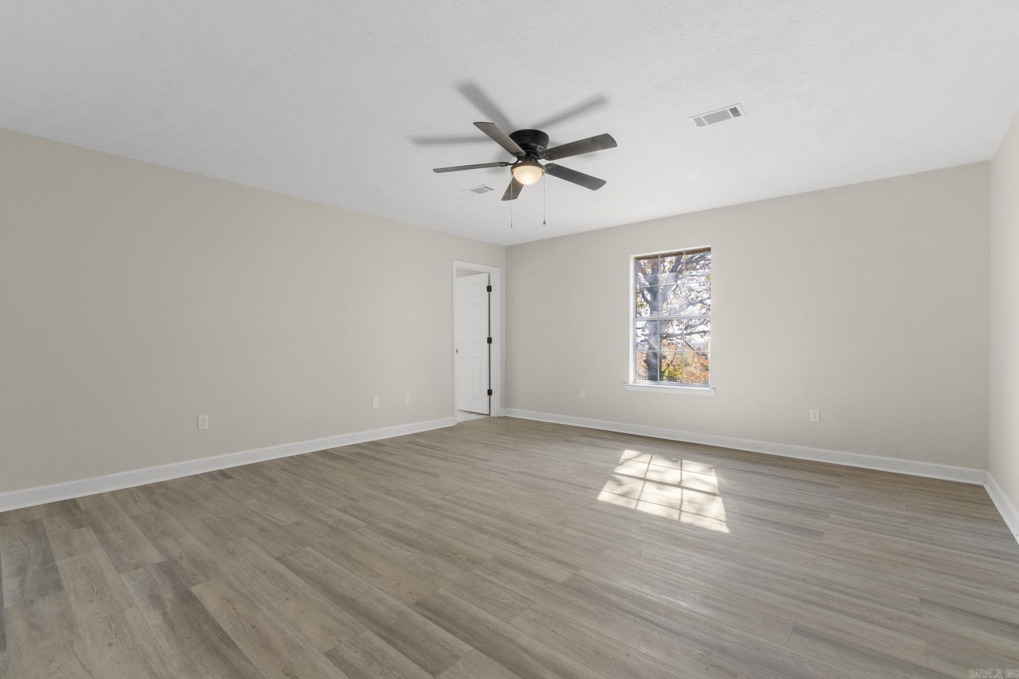 38 Windwood Loop Conway, AR 72034