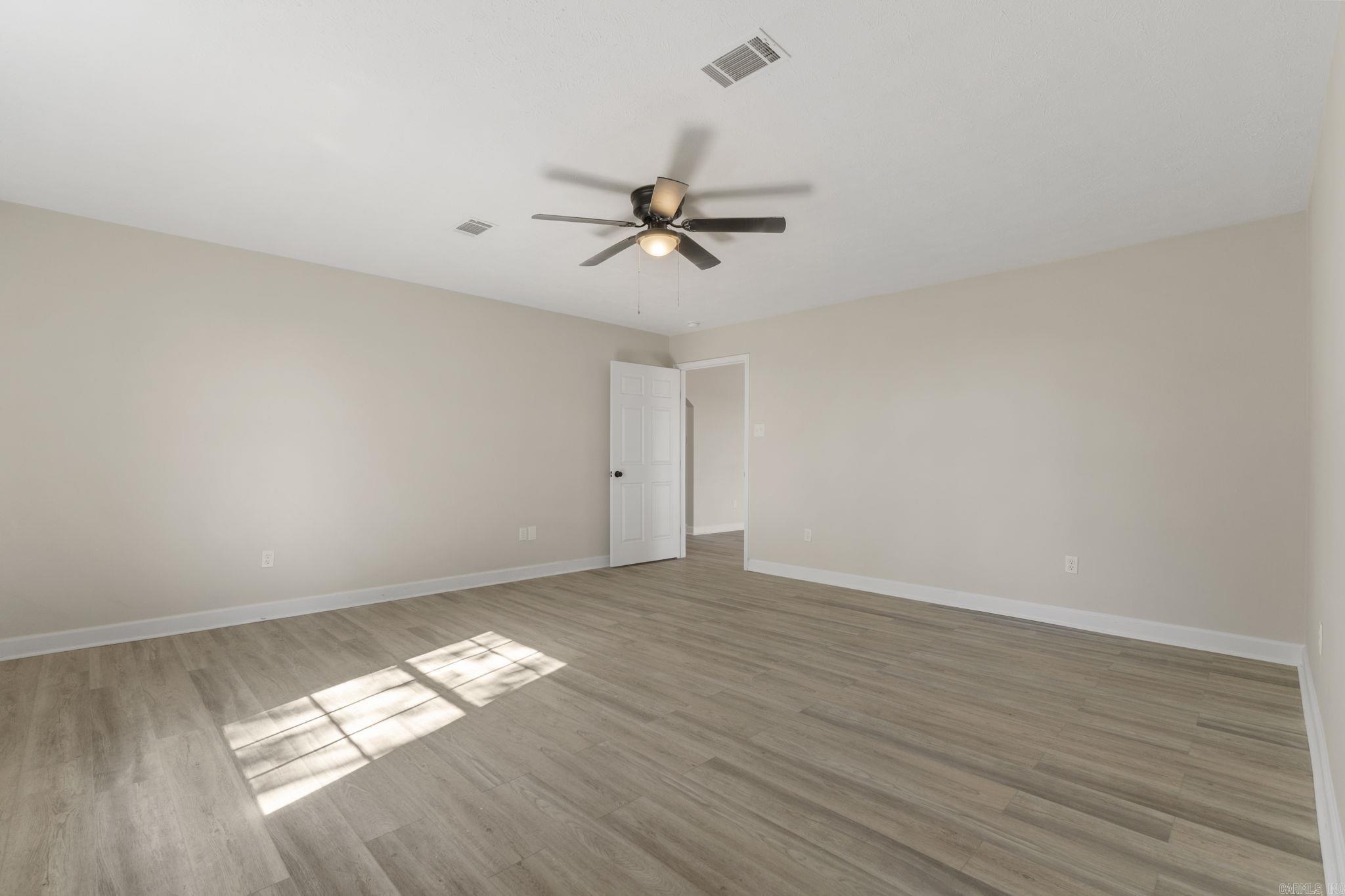 38 Windwood Loop Conway, AR 72034