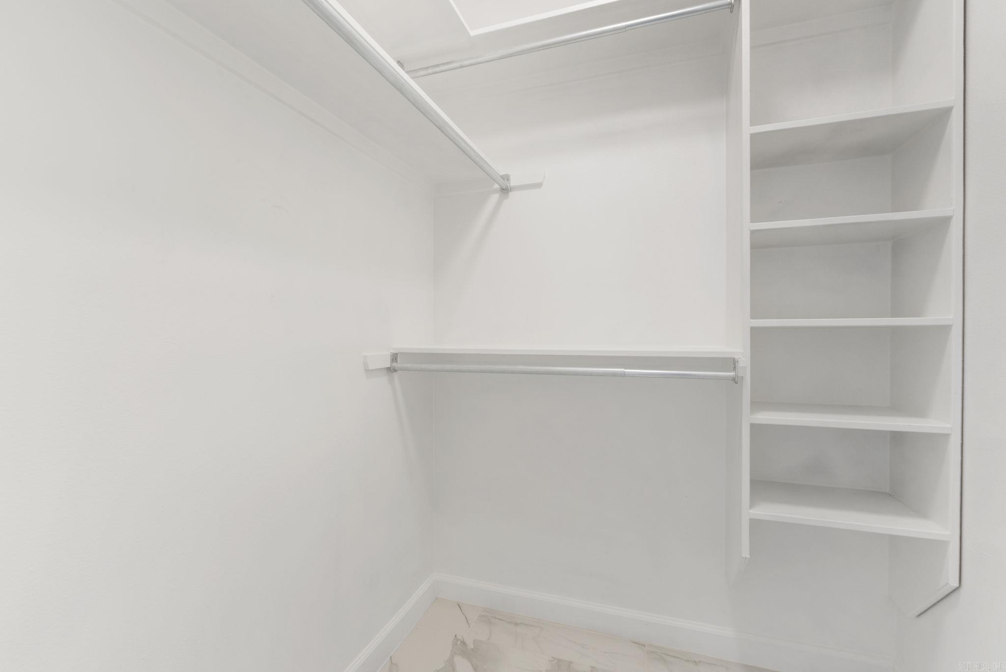 38 Windwood Loop Conway, AR 72034