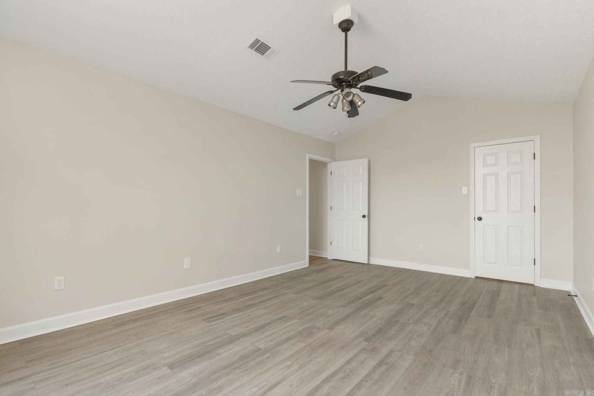 38 Windwood Loop Conway, AR 72034