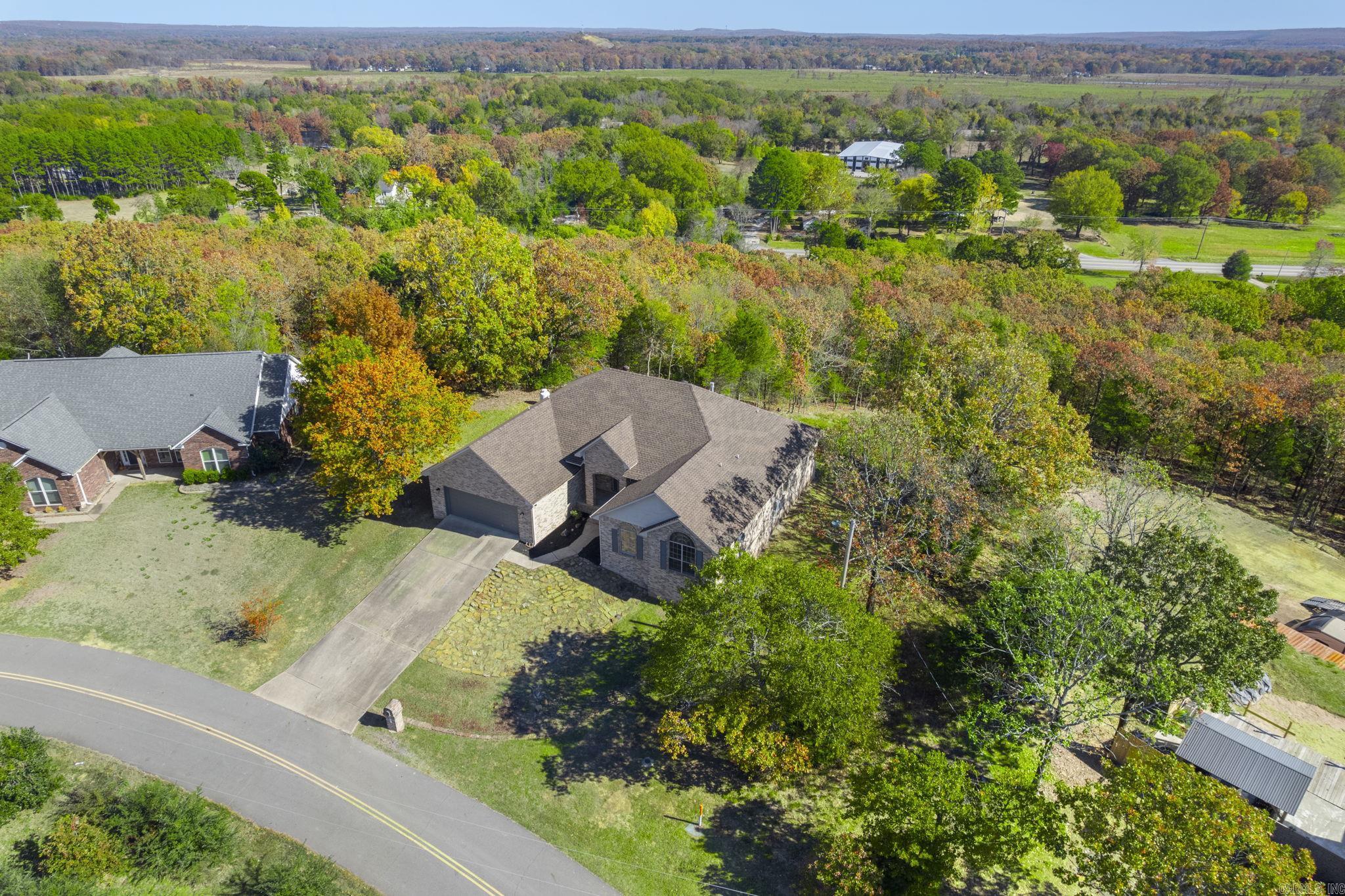 38 Windwood Loop Conway, AR 72034