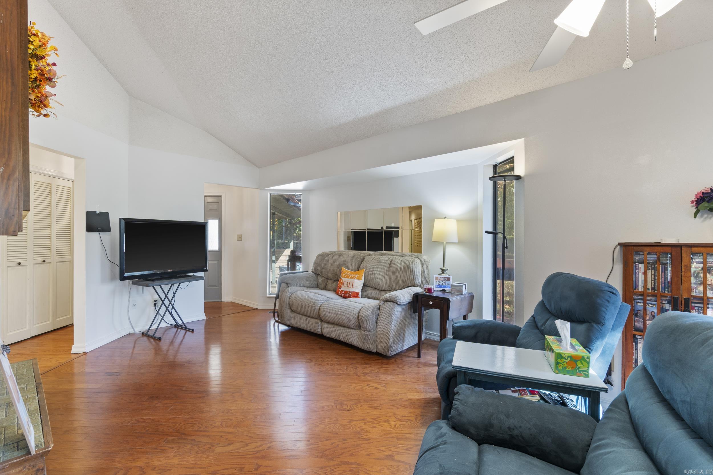 12007 Swepco Lake Road Gentry, AR 72734