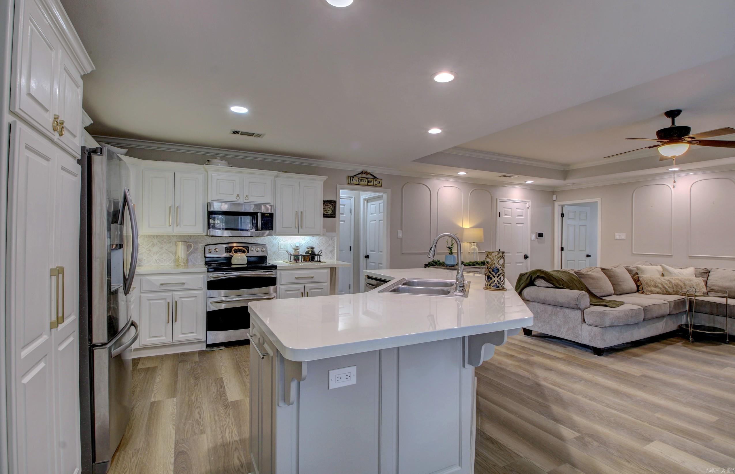 223 Chantilly Circle  Maumelle, AR