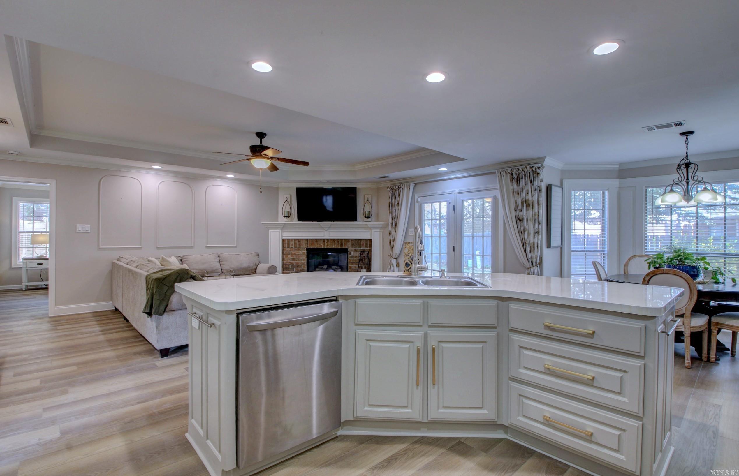 223 Chantilly Circle  Maumelle, AR